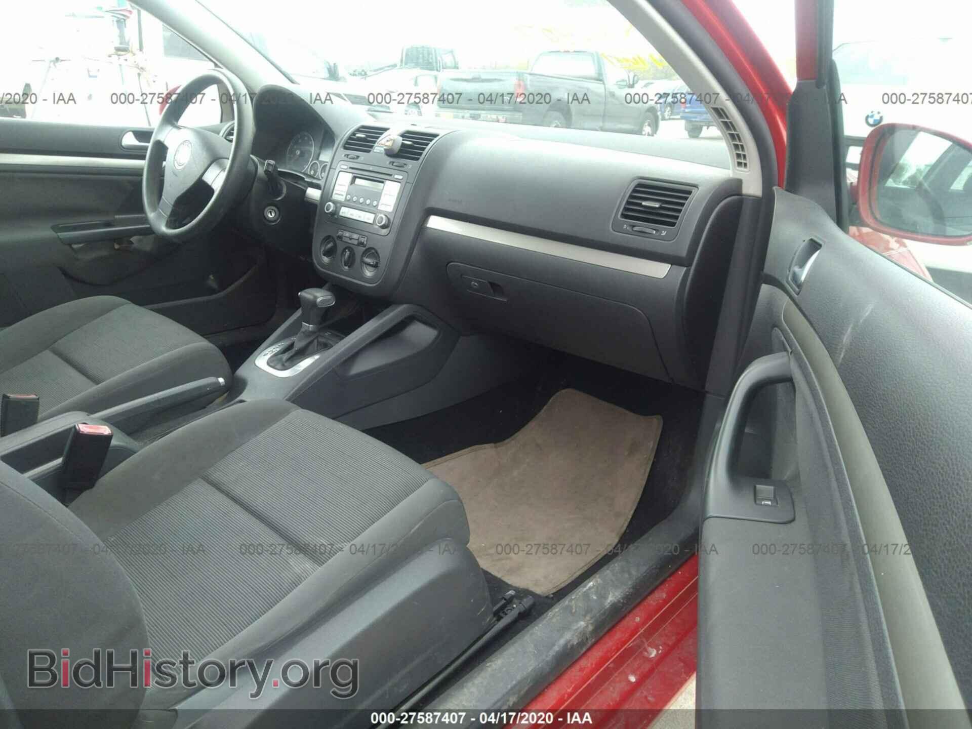 2008 VOLKSWAGEN RABBIT - VIN: WVWBB71K38W237893 - Фото 5