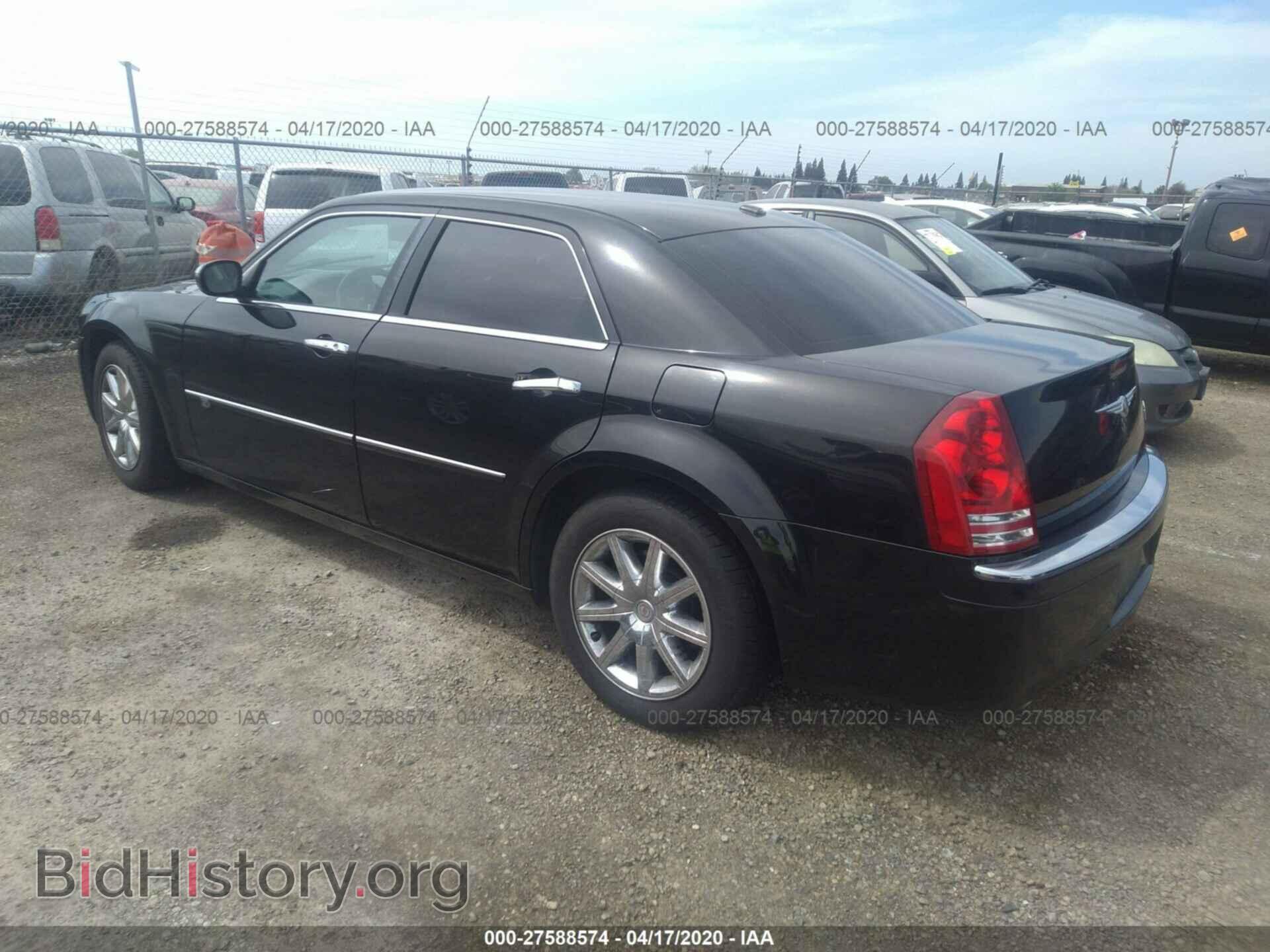 2010 CHRYSLER 300C - VIN: 2C3CA6CT8AH152175 - Фото 3