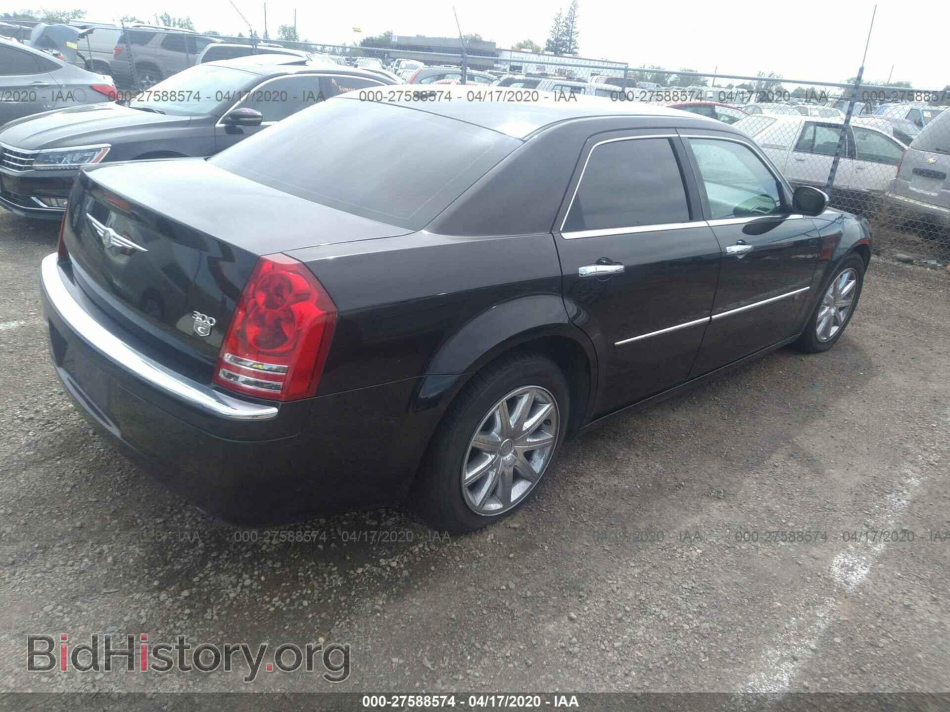 2010 CHRYSLER 300C - VIN: 2C3CA6CT8AH152175 - Фото 4