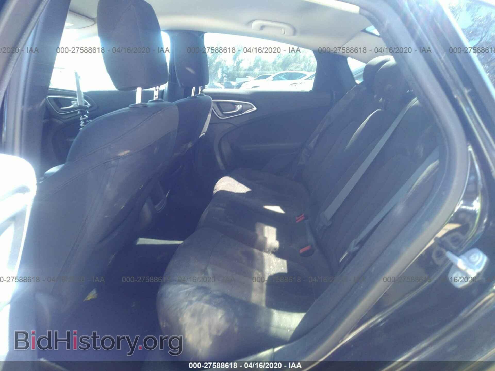 2015 CHRYSLER 200 - VIN: 1C3CCCAB6FN685370 - Фото 8