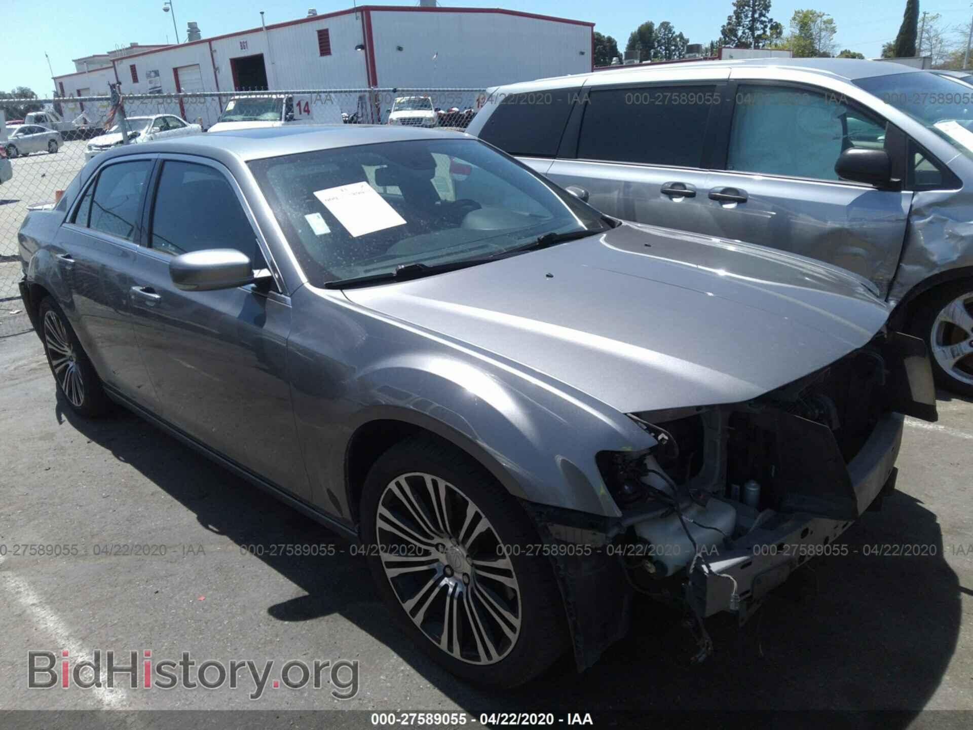 Фотография 2C3CCADT7CH312562 - CHRYSLER 300 2012