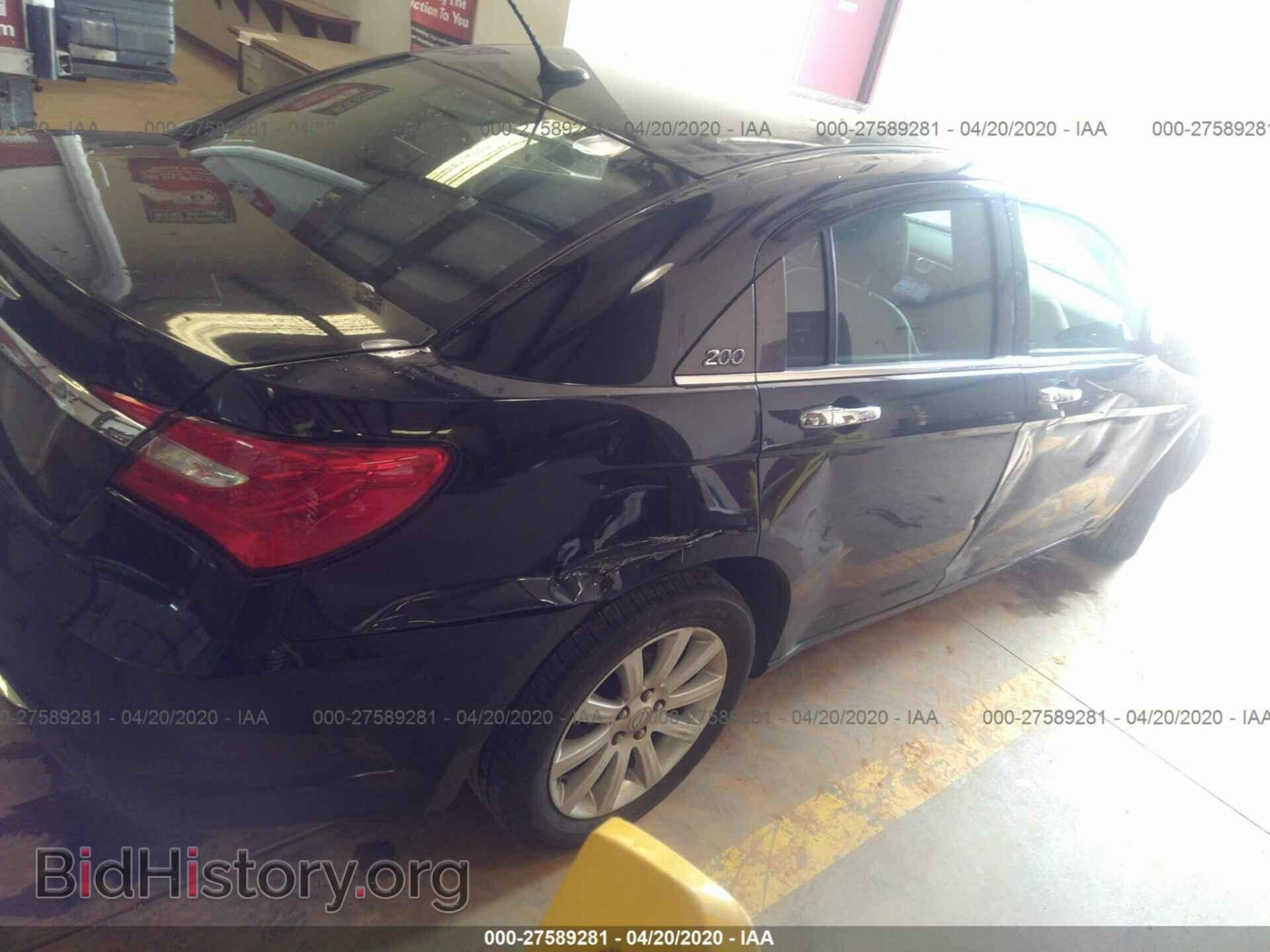 2013 CHRYSLER 200 - VIN: 1C3CCBCG2DN621035 - Photo 4