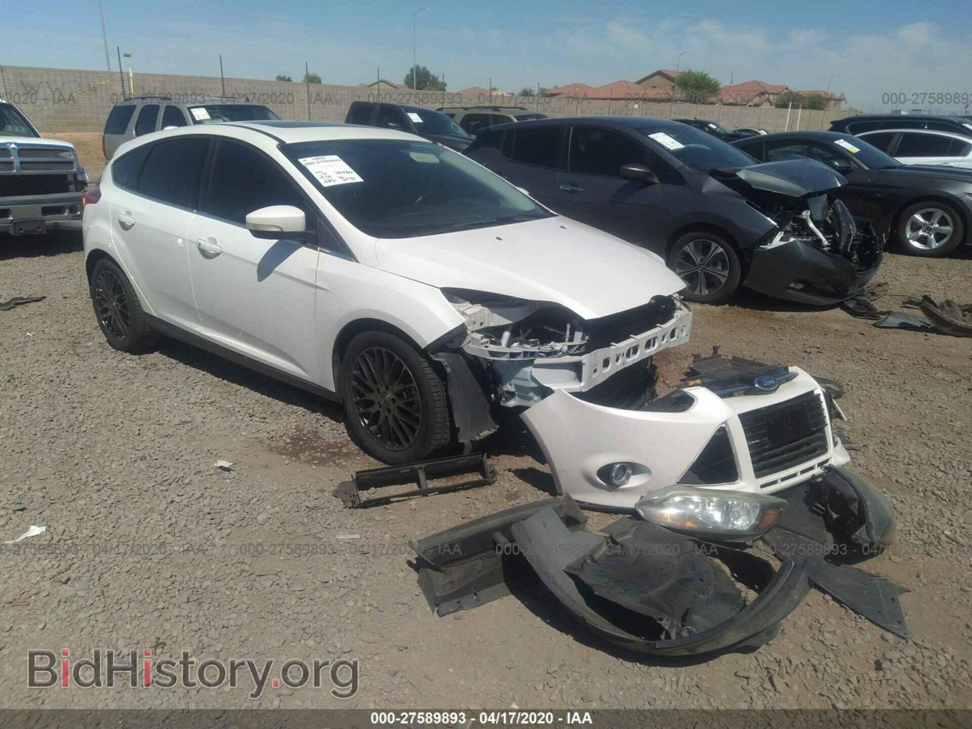 Photo 1FAHP3N24CL258248 - FORD FOCUS 2012
