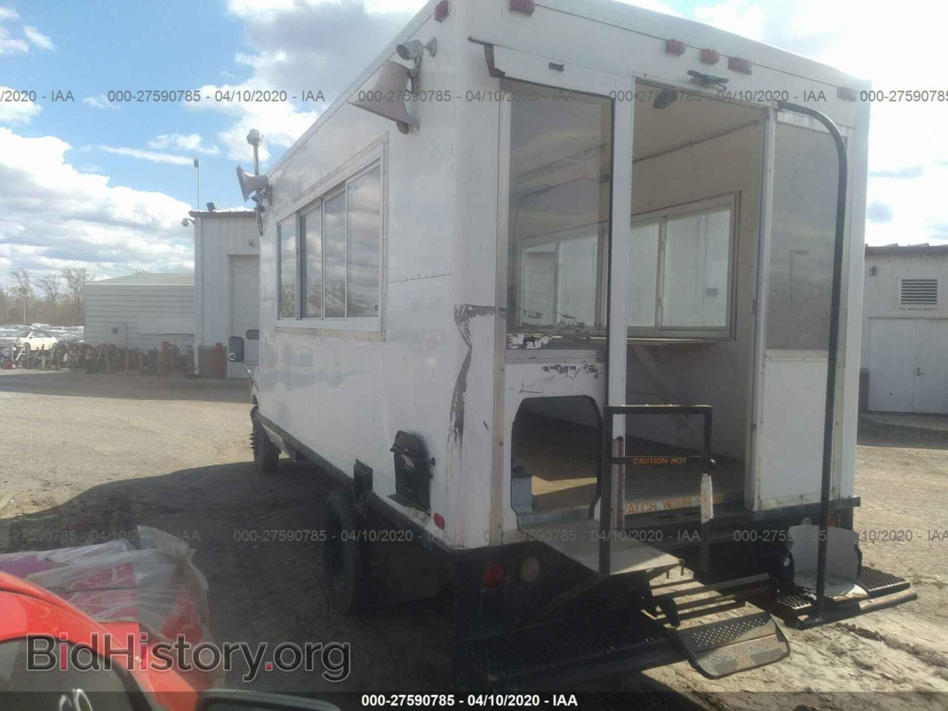 1994 FORD ECONOLINE - VIN: 1FDKE37H8RHA65745 - Photo 3