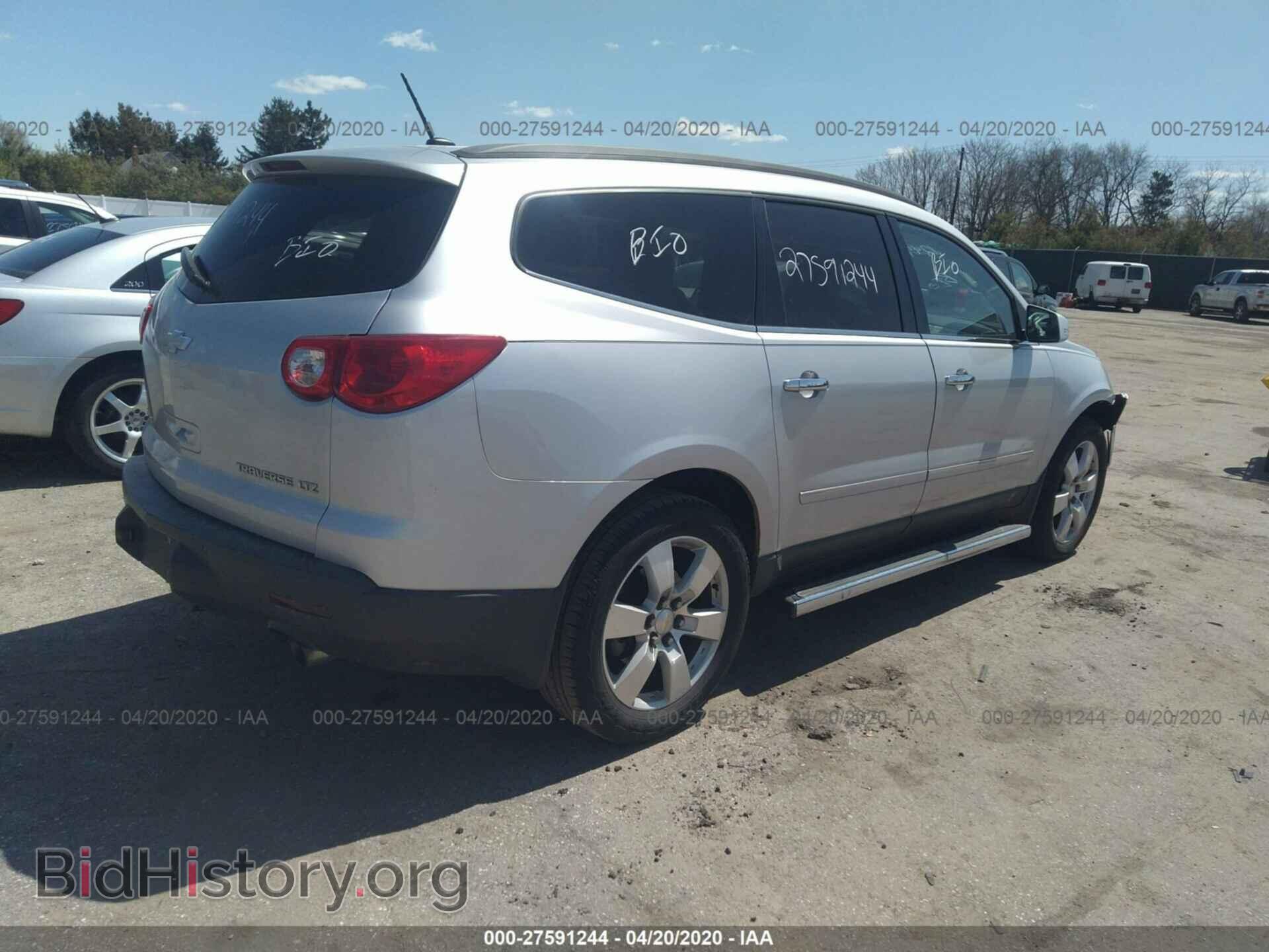 2009 CHEVROLET TRAVERSE - VIN: 1GNEV33D49S102336 - Фото 4