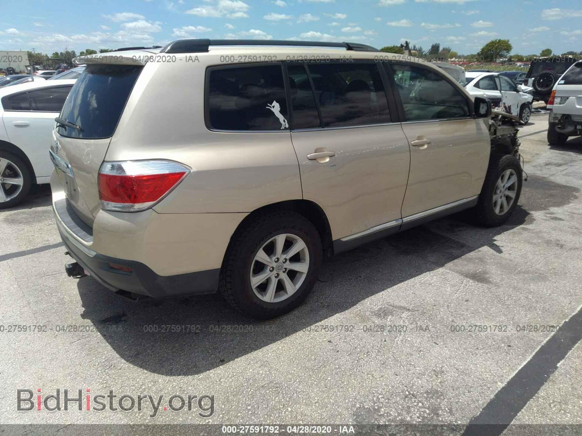 2011 TOYOTA HIGHLANDER - VIN: 5TDZK3EH6BS049110 - Фото 2