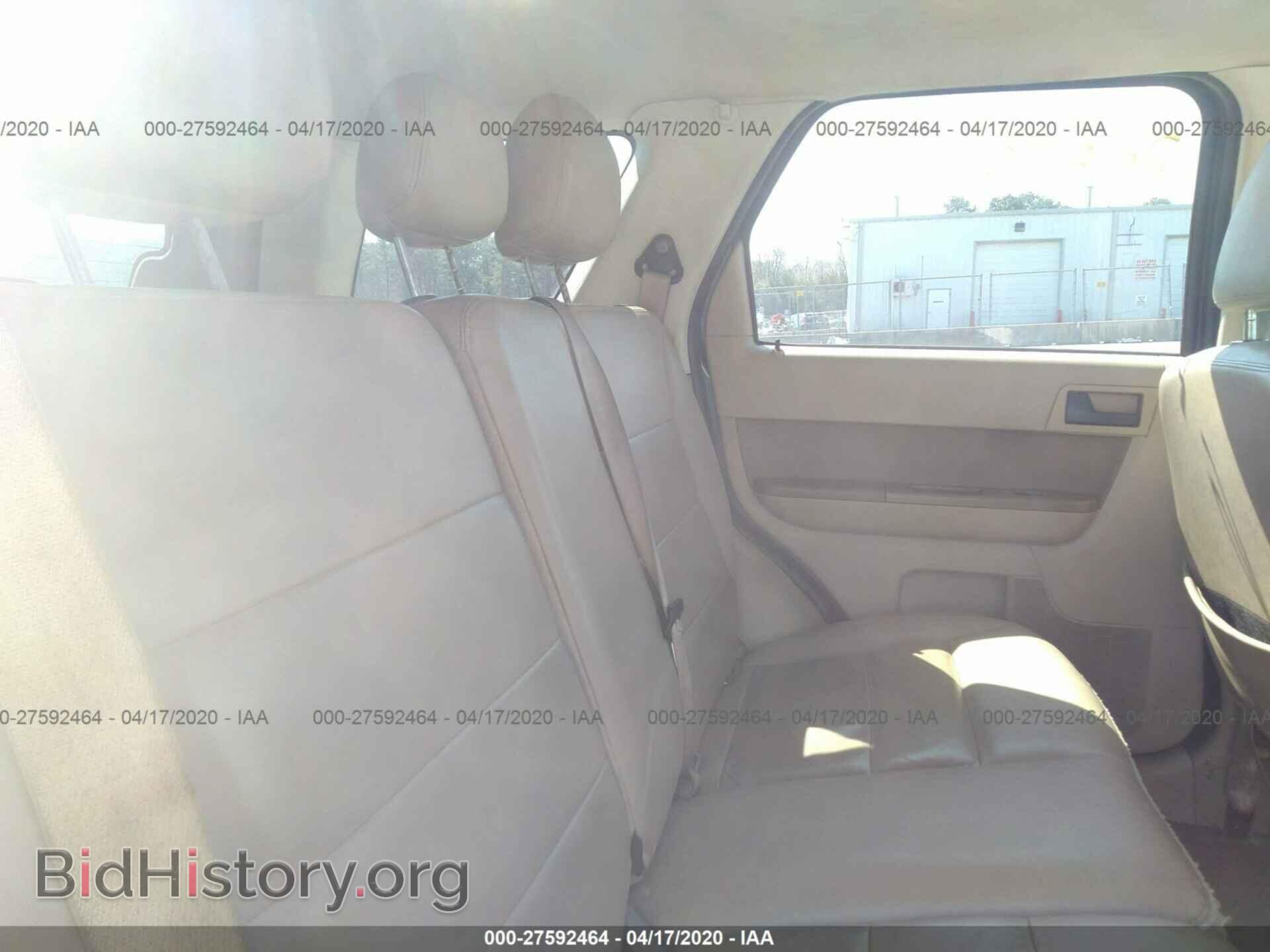 2011 FORD ESCAPE - VIN: 1FMCU0D77BKB35374 - Фото 8