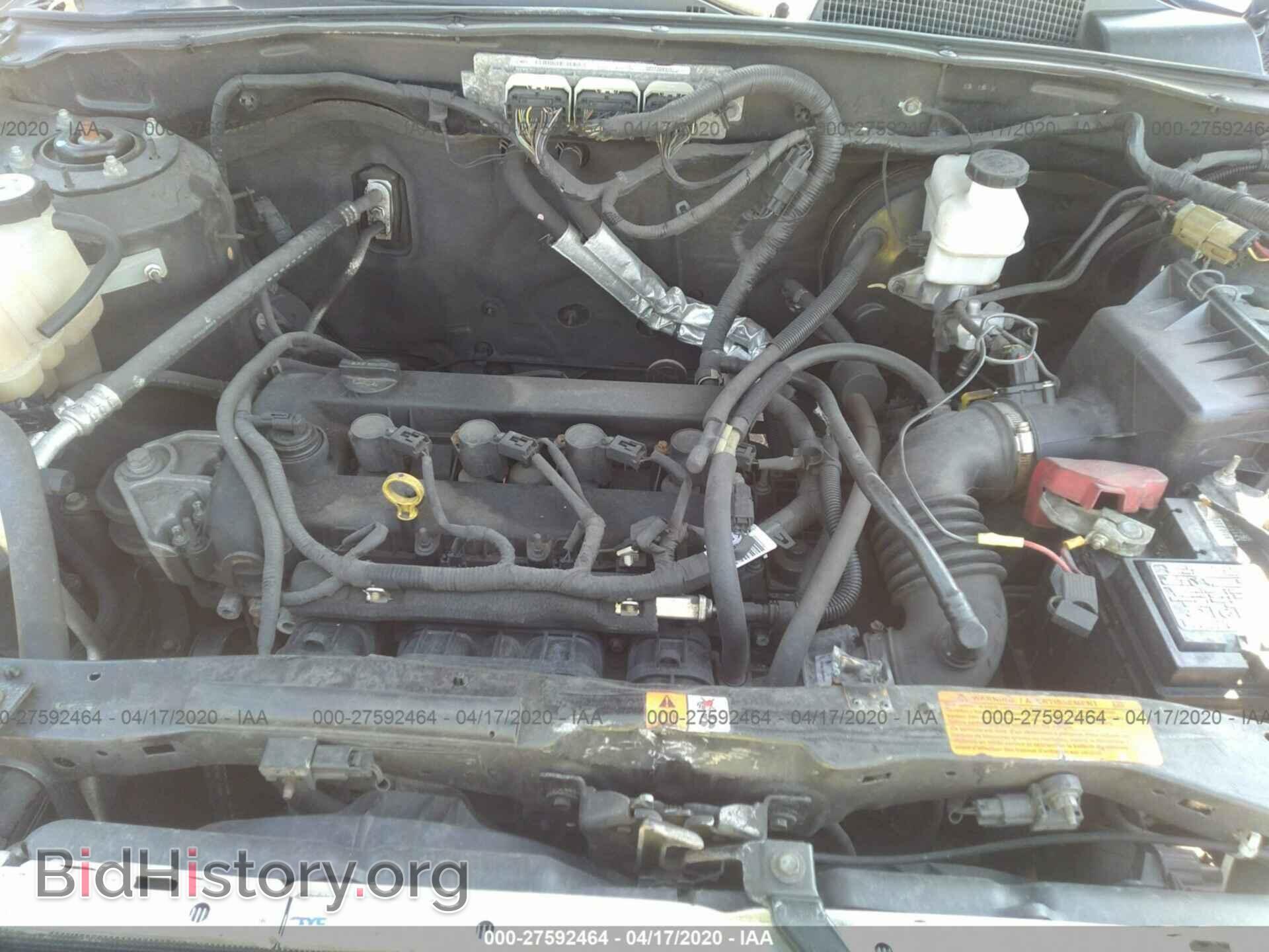 2011 FORD ESCAPE - VIN: 1FMCU0D77BKB35374 - Фото 10