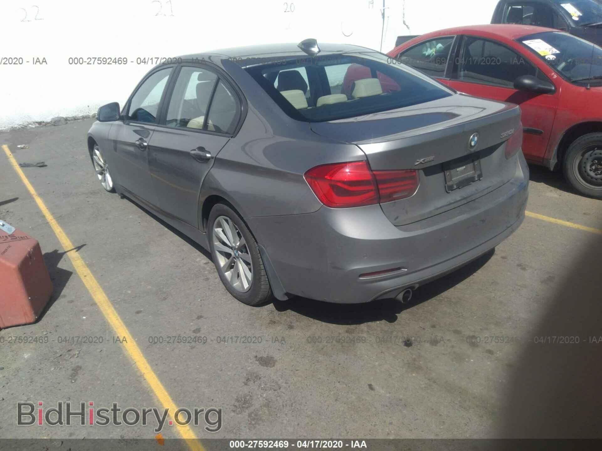 2017 BMW 320 - VIN: WBA8A3C55HK691418 - Photo 3