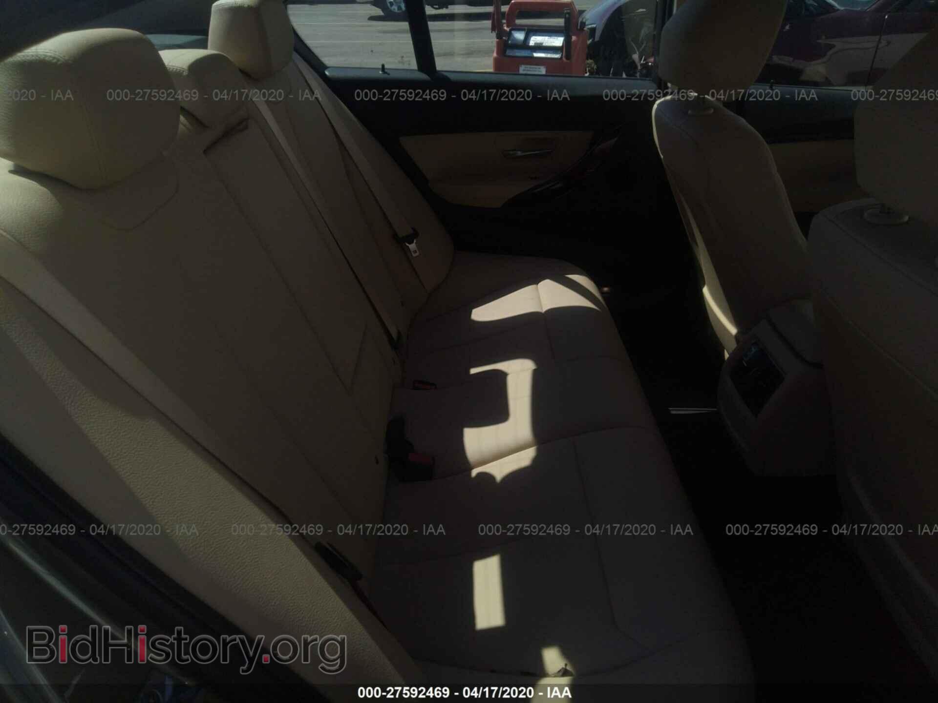 2017 BMW 320 - VIN: WBA8A3C55HK691418 - Photo 8