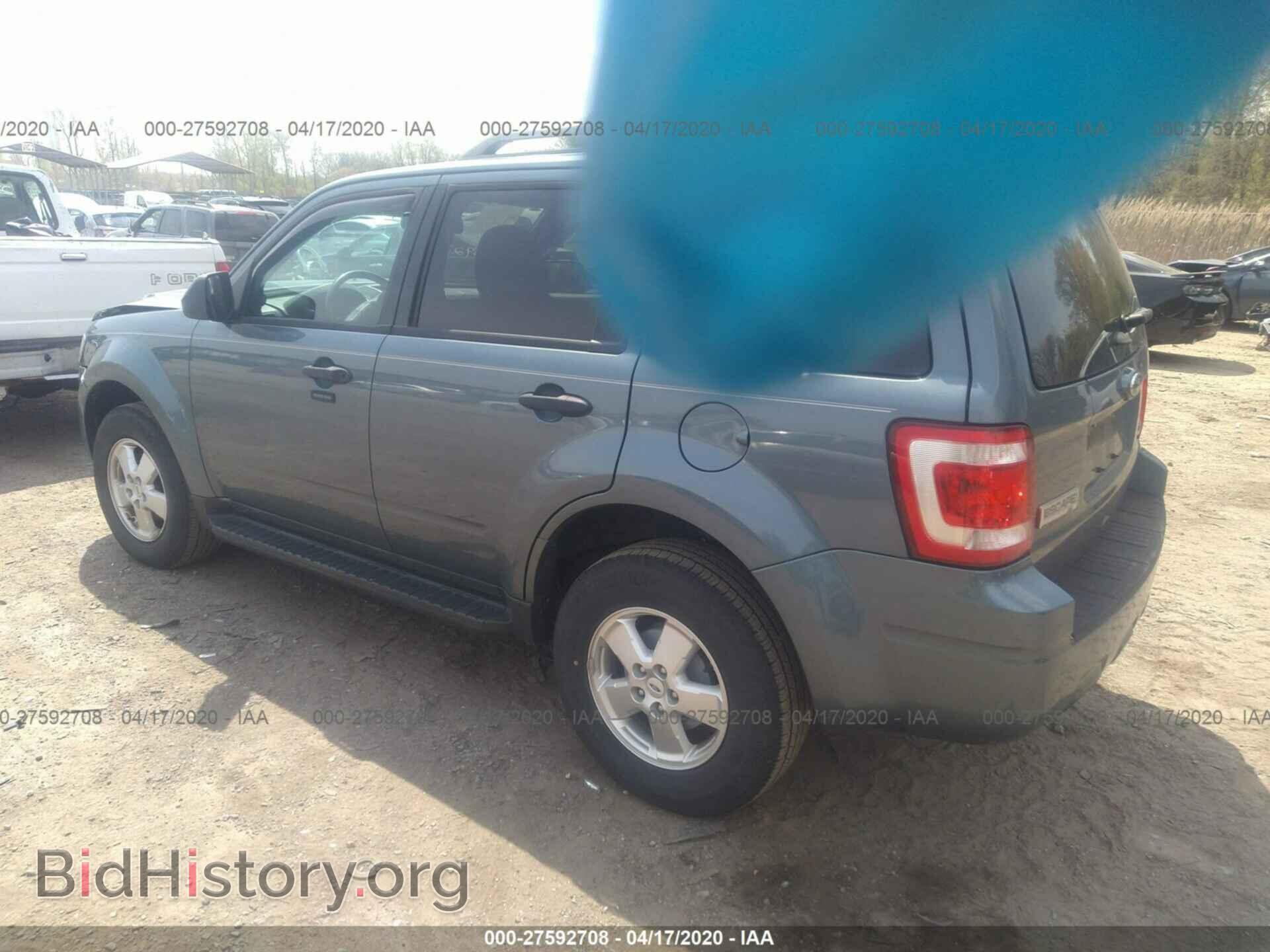 2011 FORD ESCAPE - VIN: 1FMCU0DG8BKC15993 - Фото 3