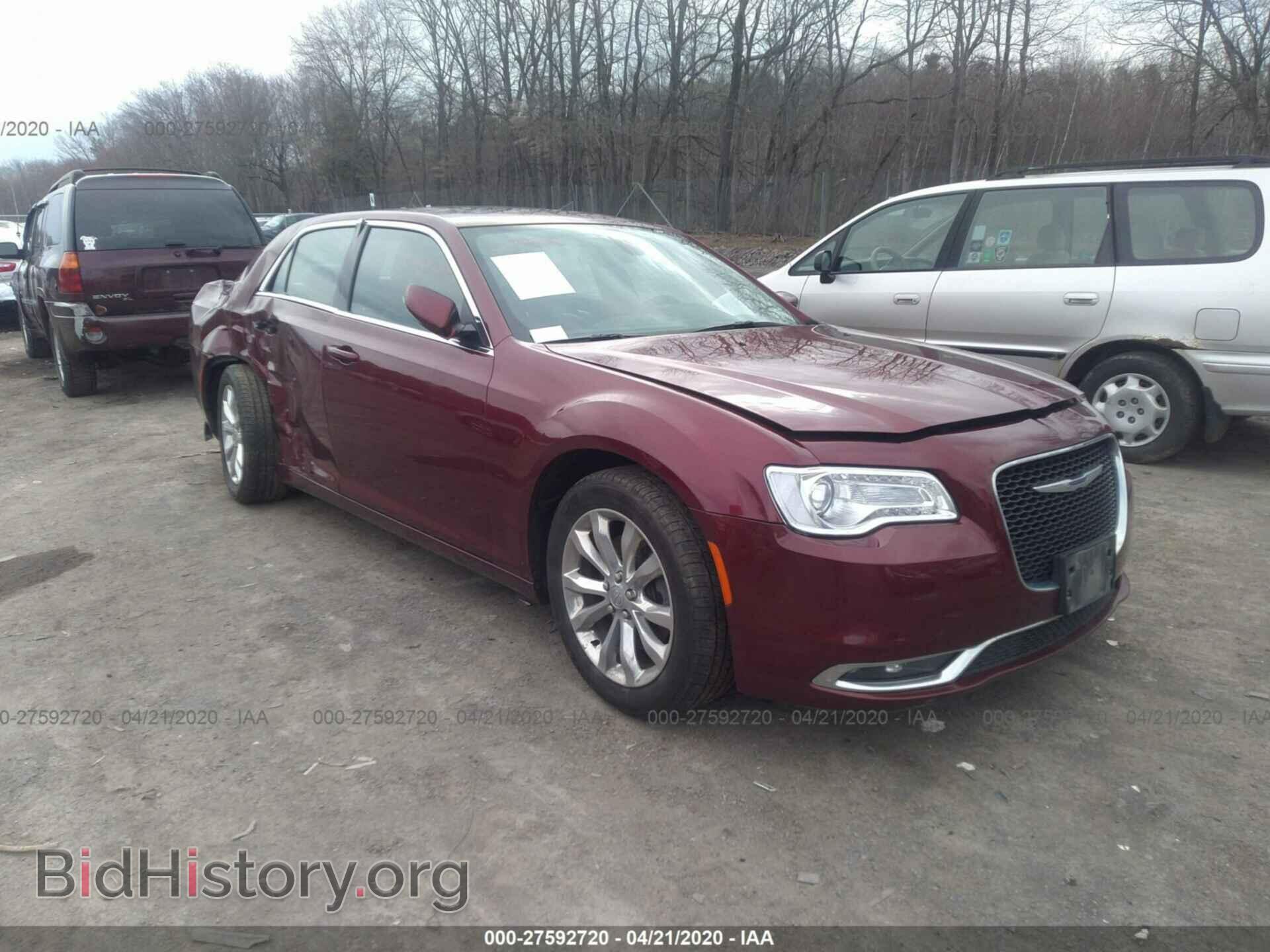 Фотография 2C3CCARG5HH586037 - CHRYSLER 300 2017
