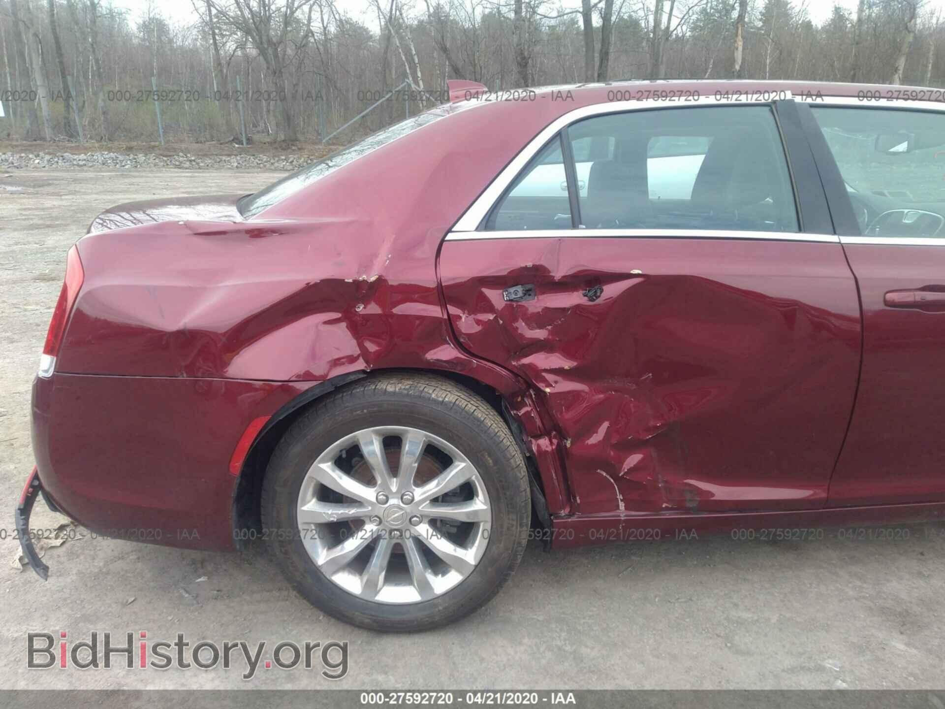 2017 CHRYSLER 300 - VIN: 2C3CCARG5HH586037 - Фото 6