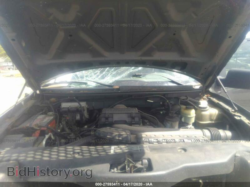2005 Ford F150 (VIN 1FTPX14575FA62568) — photo 10 of 11