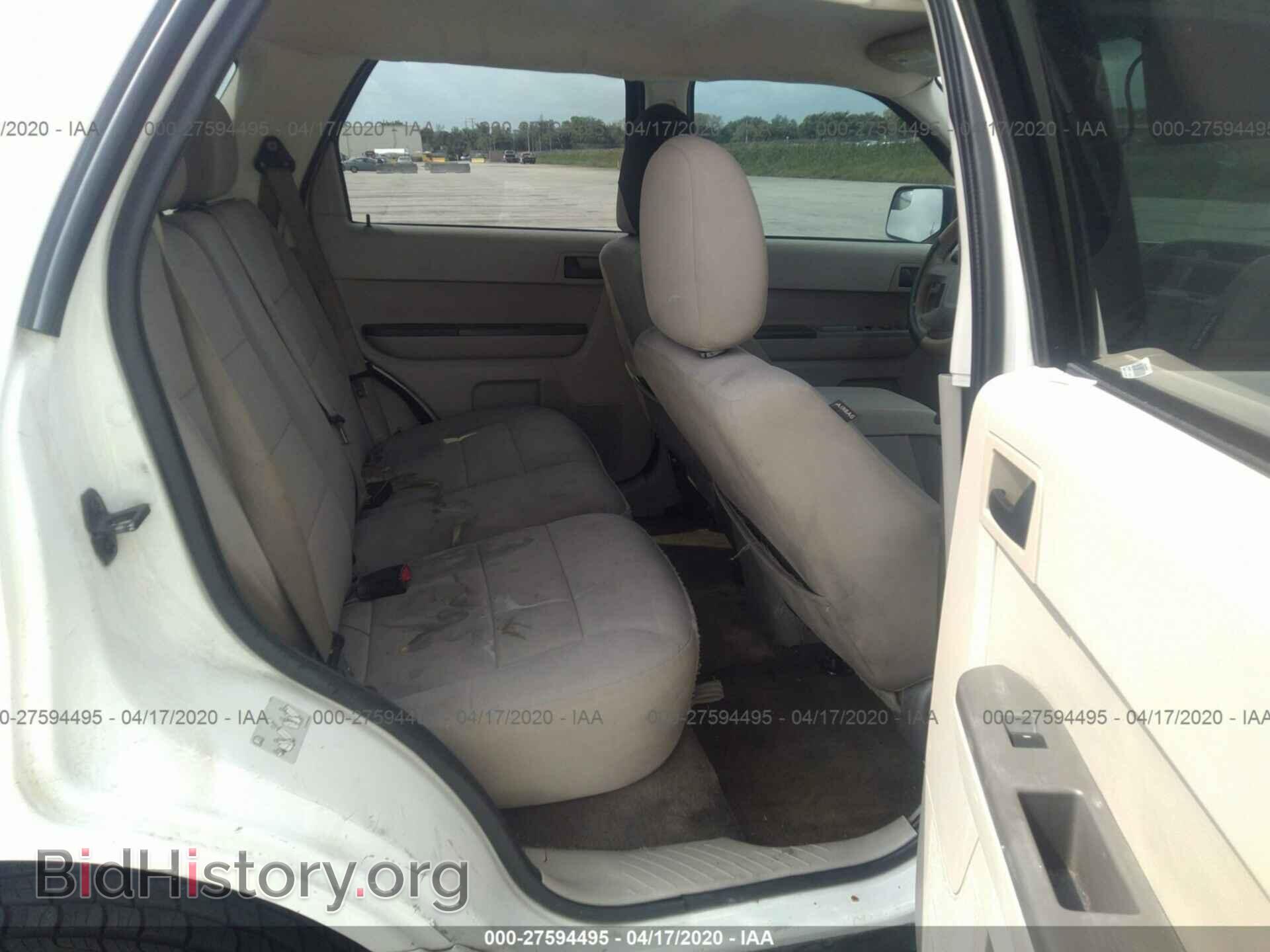 2011 FORD ESCAPE - VIN: 1FMCU0D70BKB75019 - Photo 8