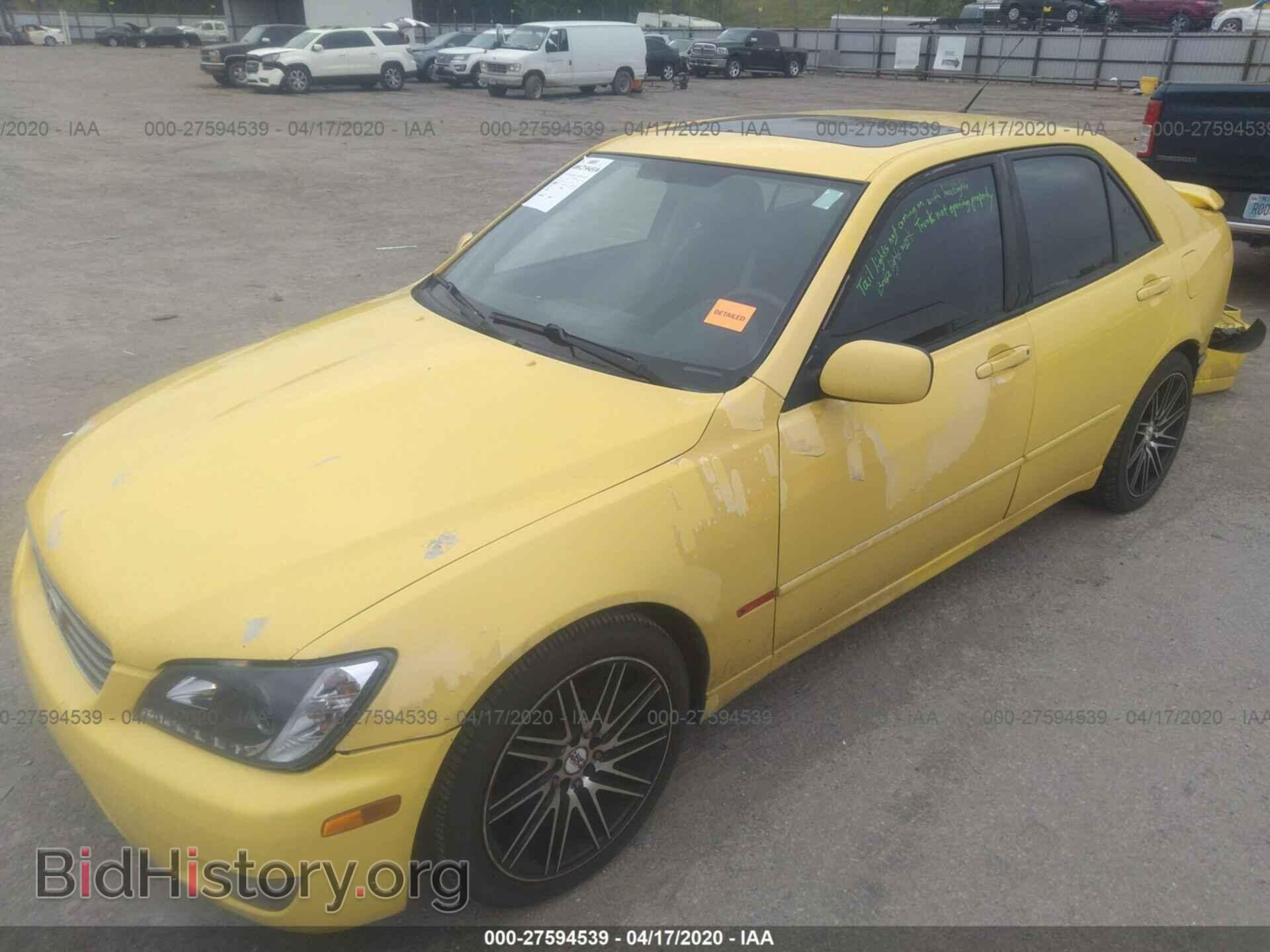 2001 LEXUS IS - VIN: JTHBD182310003063 - Фото 2
