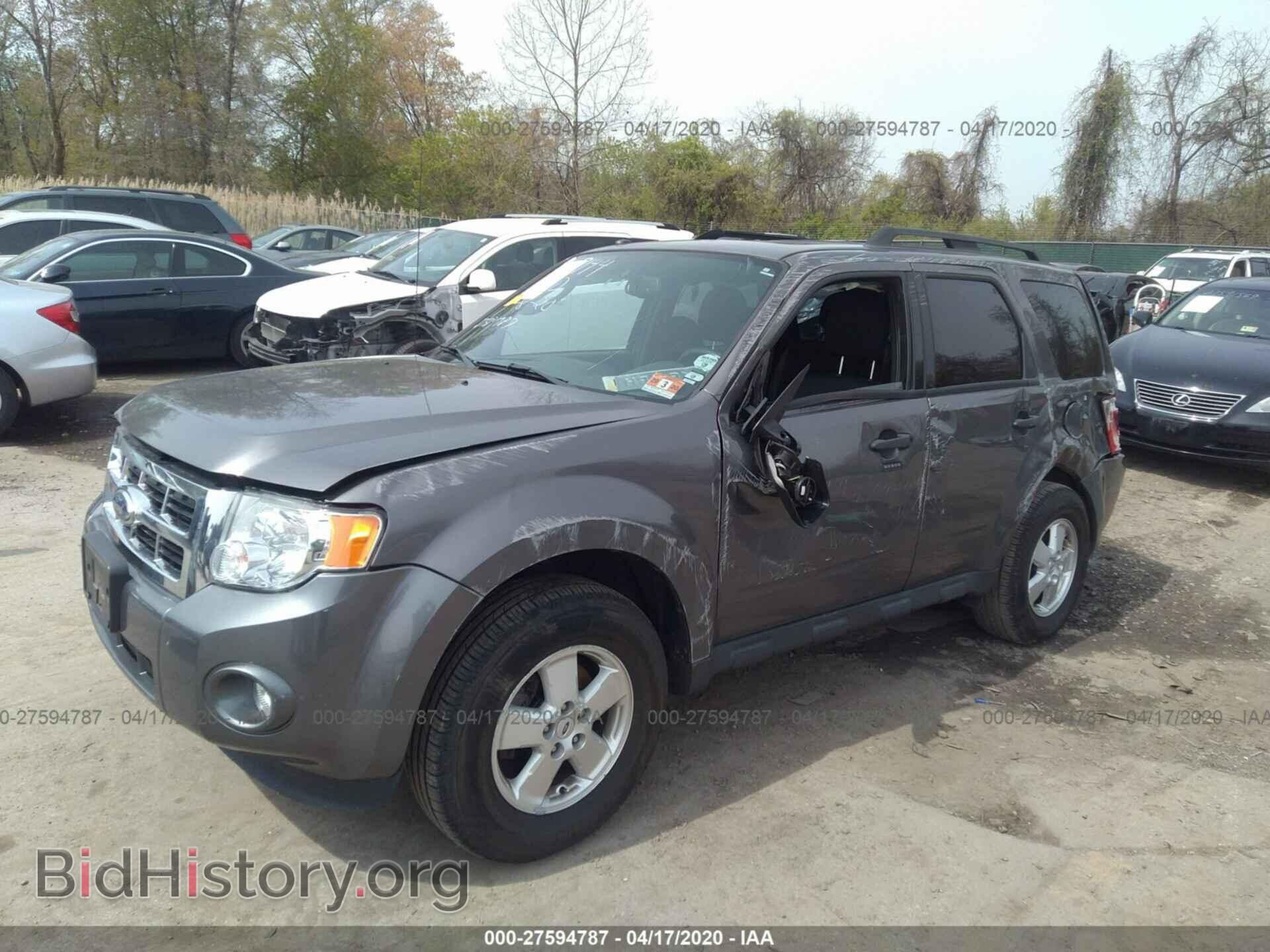 2011 FORD ESCAPE - VIN: 1FMCU9DG4BKB69230 - Фото 2