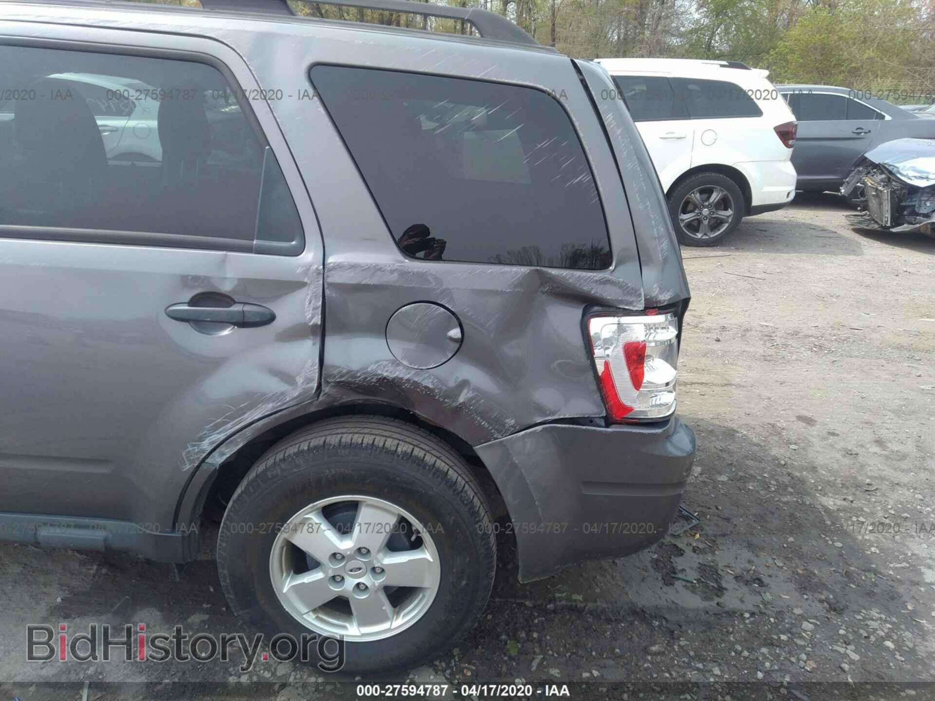 2011 FORD ESCAPE - VIN: 1FMCU9DG4BKB69230 - Фото 6