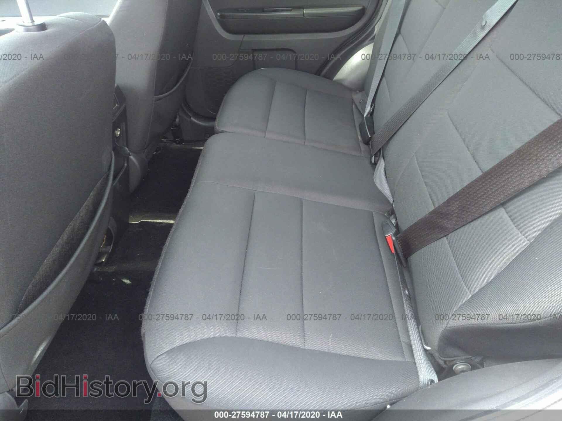 2011 FORD ESCAPE - VIN: 1FMCU9DG4BKB69230 - Фото 8