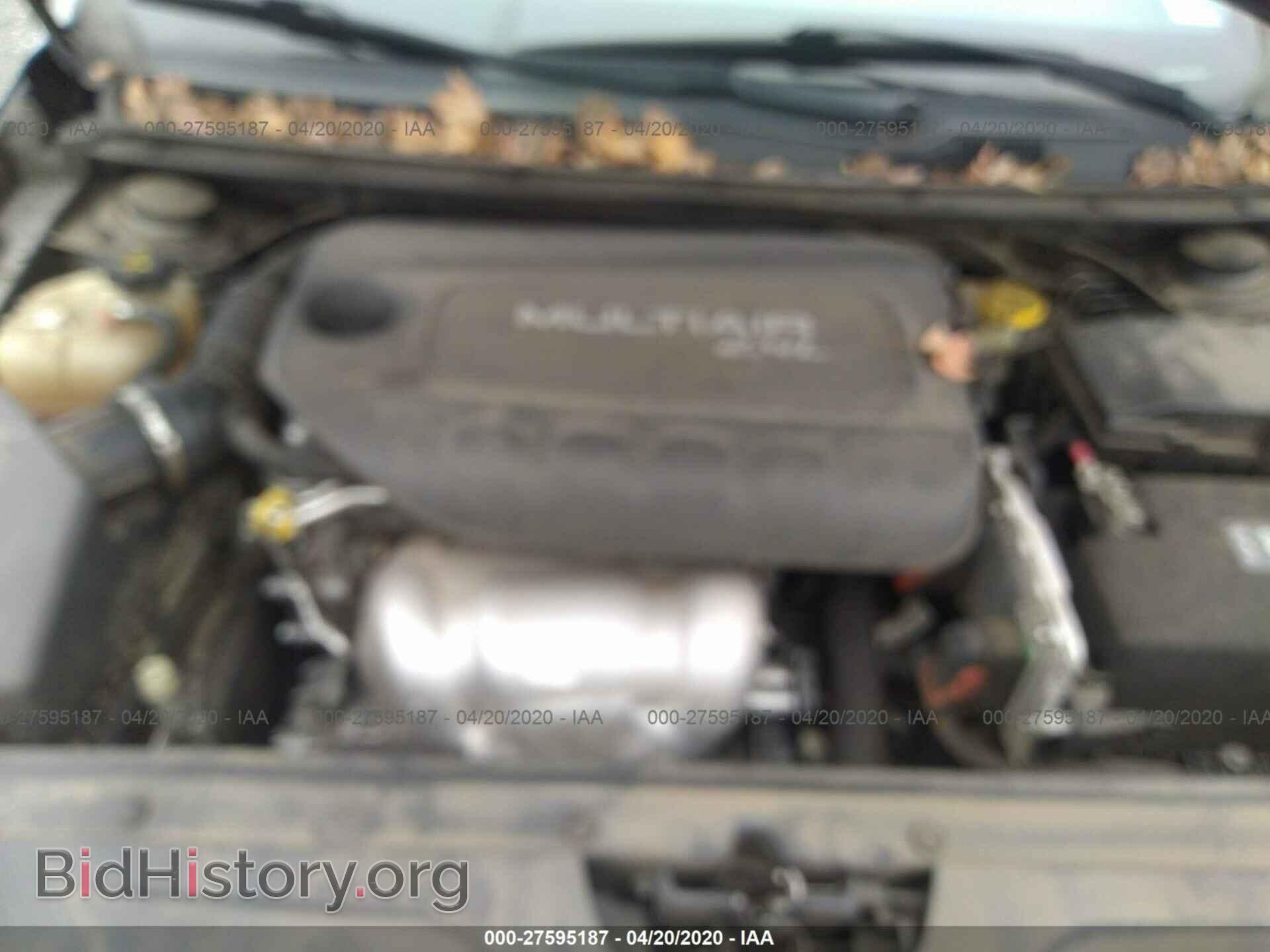 2015 CHRYSLER 200 - VIN: 1C3CCCBB1FN666529 - Фото 10