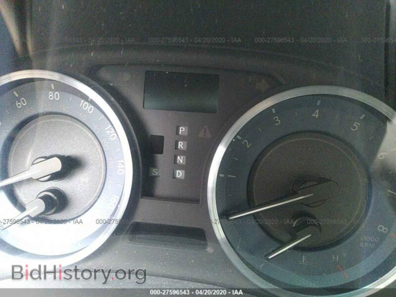 2011 Lexus IS (VIN JTHCF5C27B5045009) — фото 7 из 10