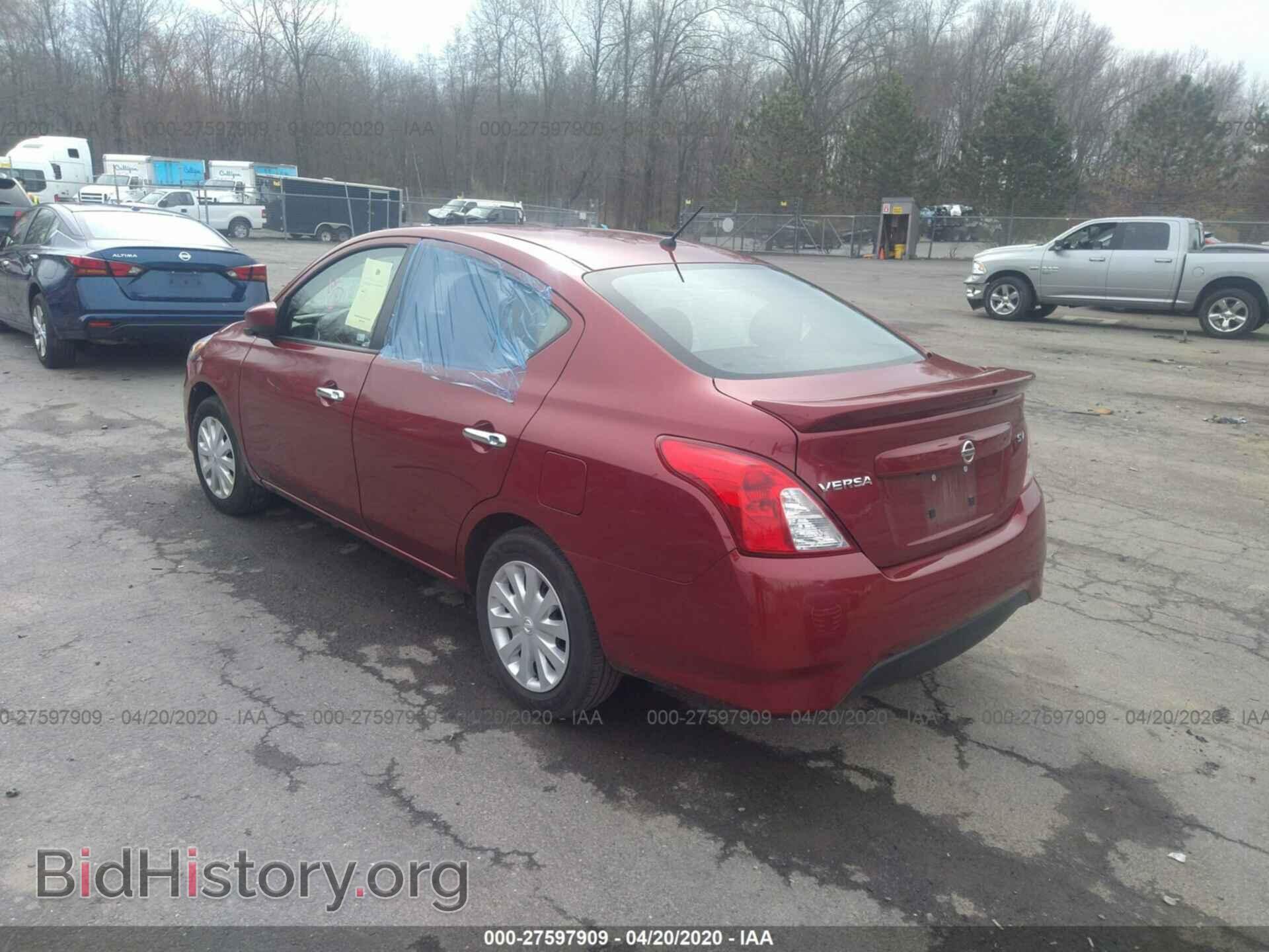 2019 NISSAN VERSA - VIN: 3N1CN7AP3KL879389 - Фото 3