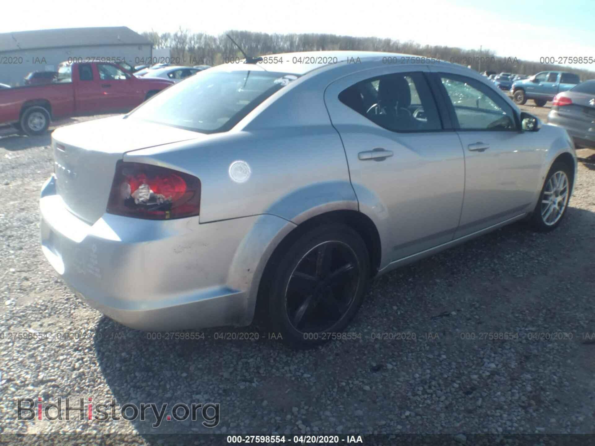 2011 DODGE AVENGER - VIN: 1B3BD1FB2BN573582 - Photo 4