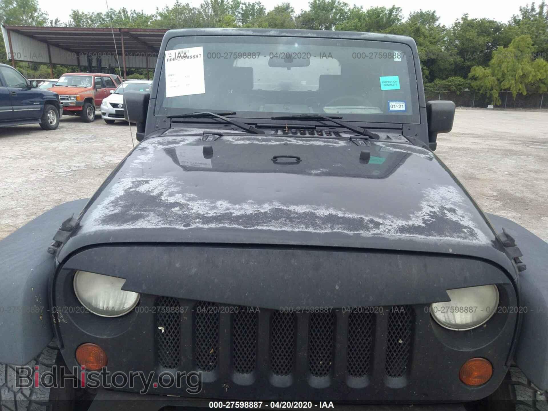 2009 Jeep Wrangler - VIN: 1J4FA24119L734612 - Фото 6