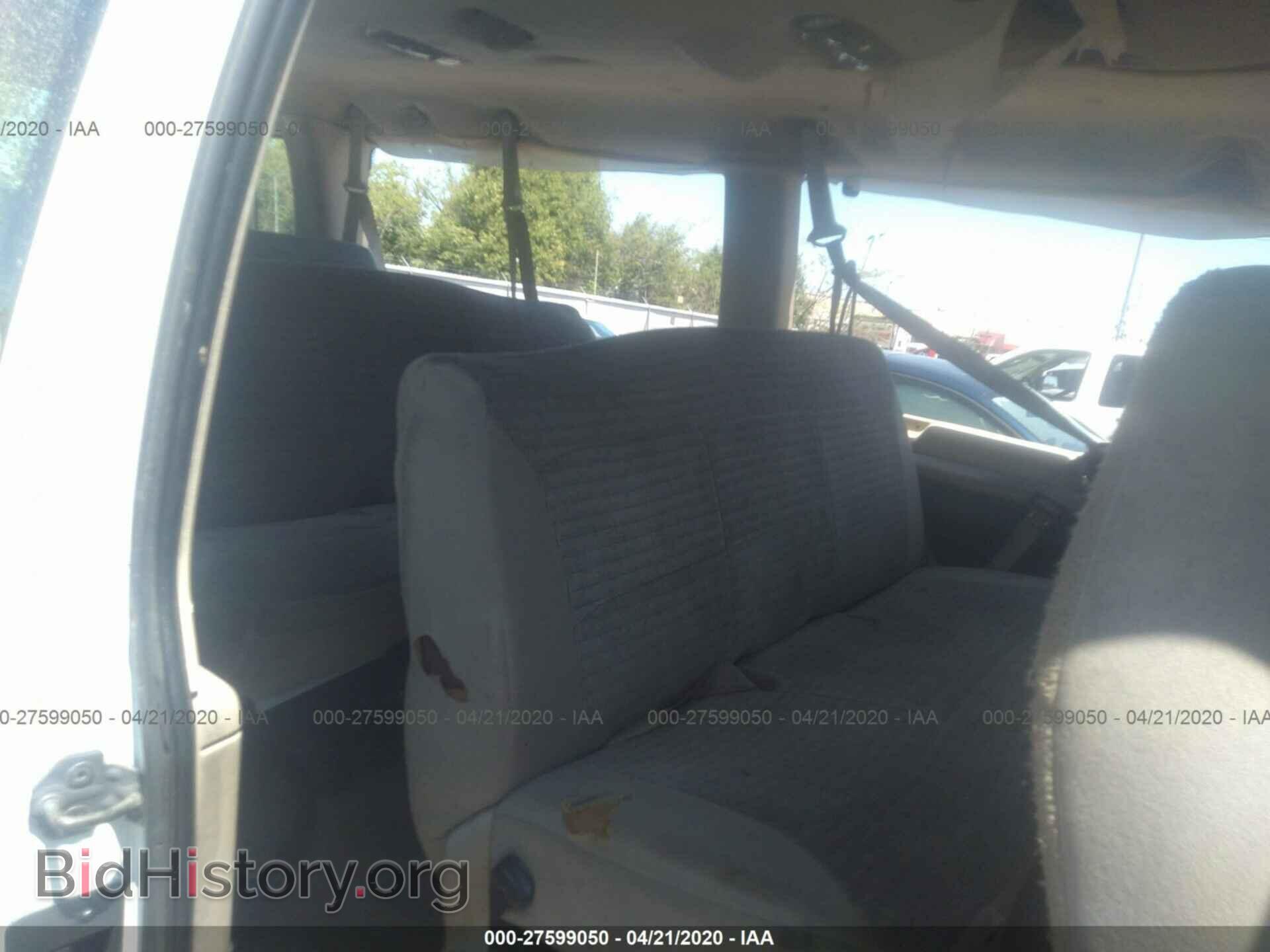 2004 FORD ECONOLINE - VIN: 1FBSS31L94HB02745 - Photo 8