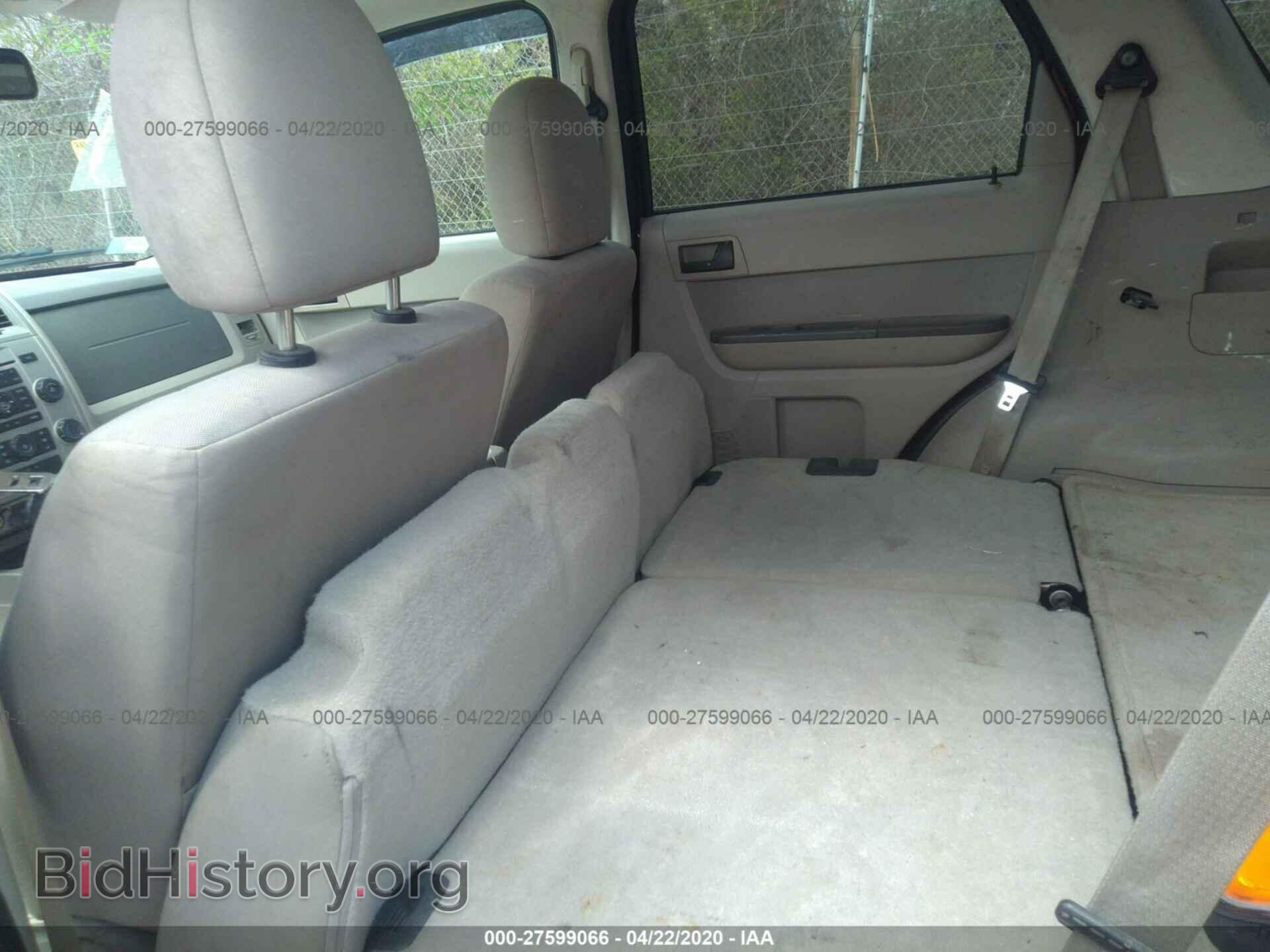 2011 FORD ESCAPE - VIN: 1FMCU9DG2BKA30679 - Photo 8