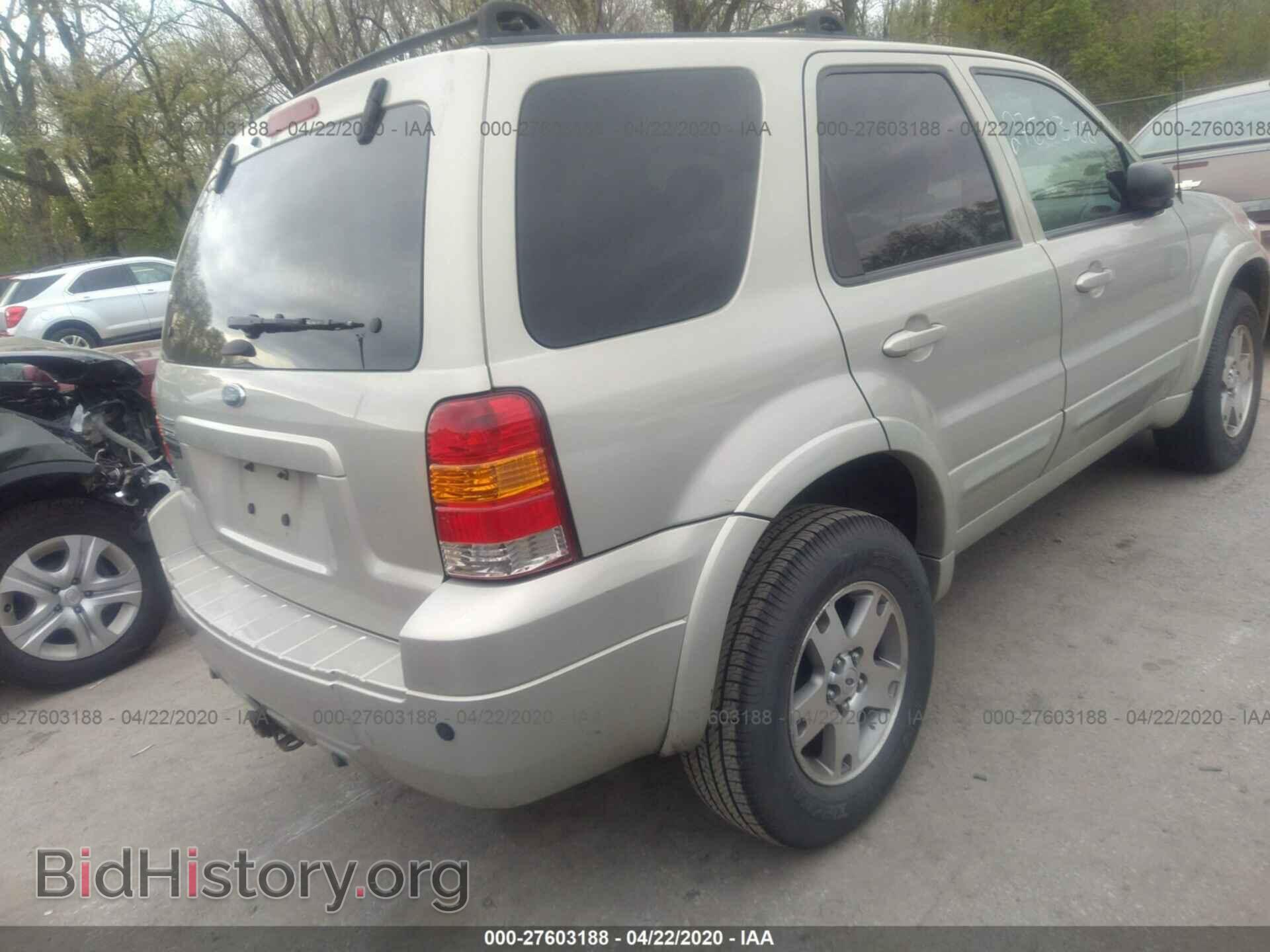 2005 FORD ESCAPE - VIN: 1FMCU04105KB03382 - Фото 4