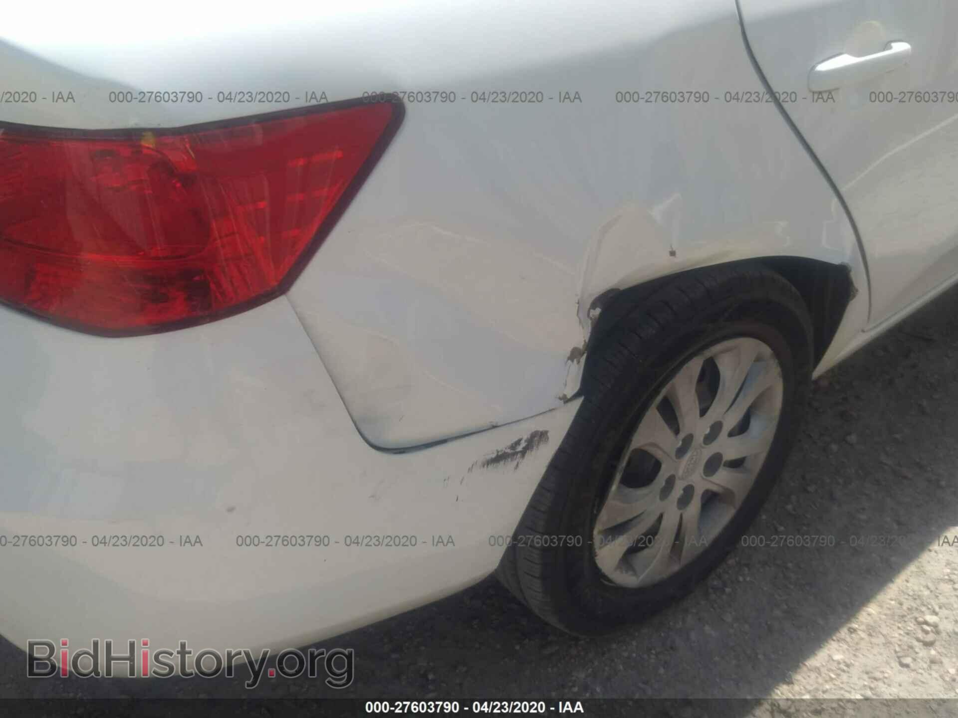 2011 KIA FORTE - VIN: KNAFT4A24B5435826 - Фото 6