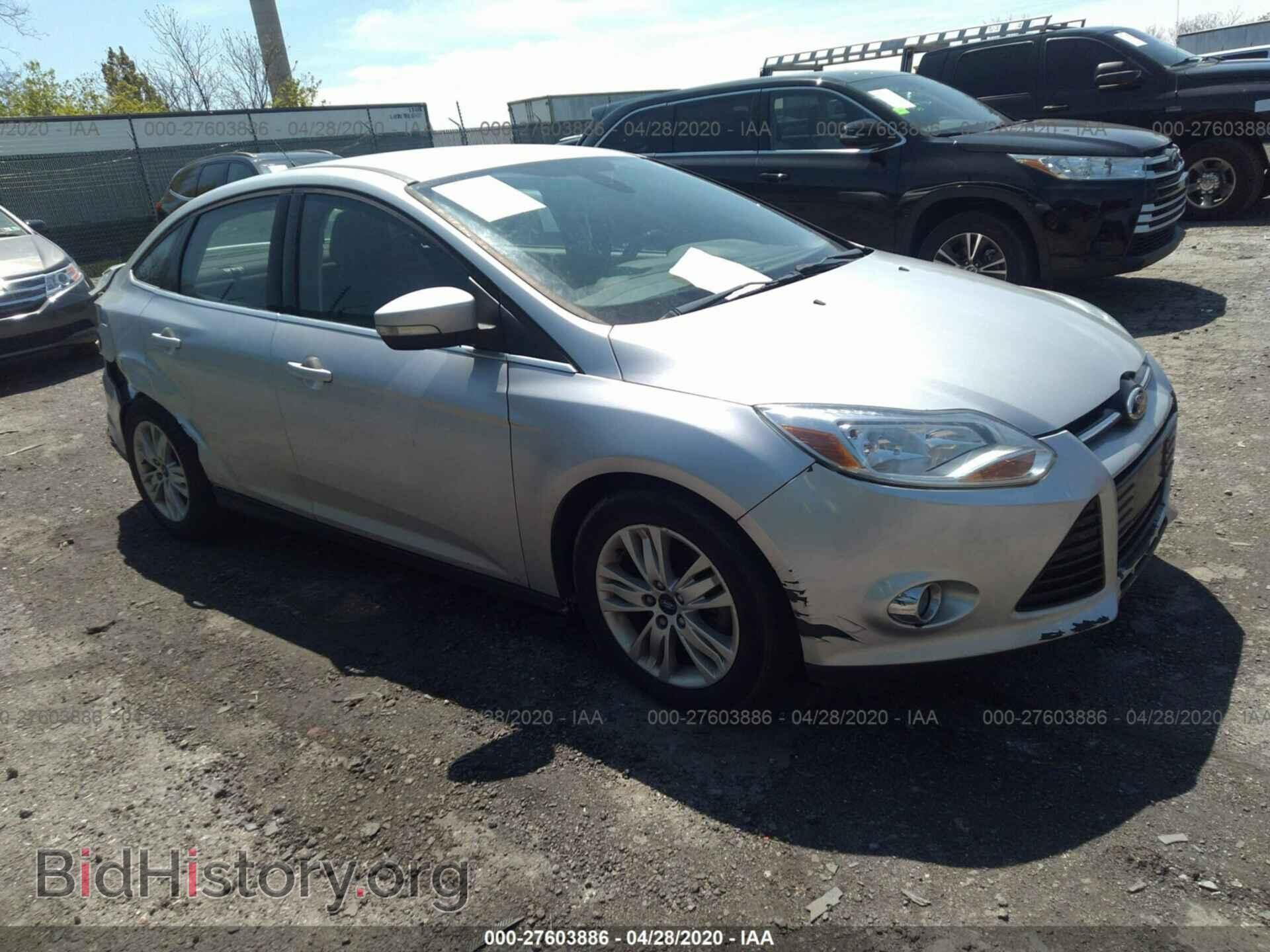 Photo 1FAHP3H29CL127439 - FORD FOCUS 2012