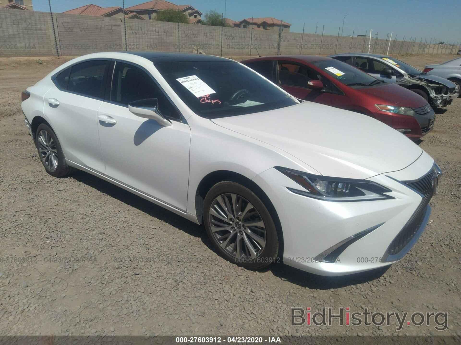 Photo 58ABZ1B19KU038174 - LEXUS ES 2019