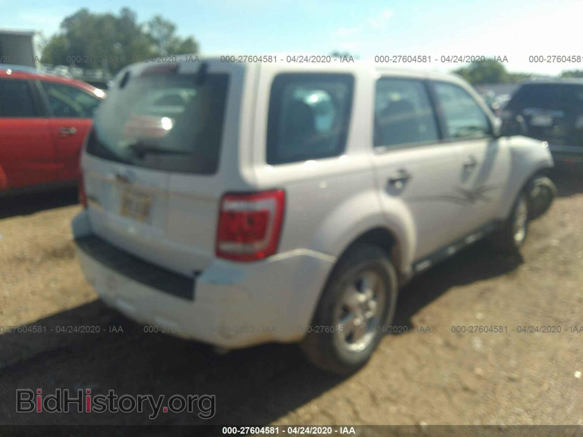 2009 FORD ESCAPE - VIN: 1FMCU02739KC81400 - Фото 4
