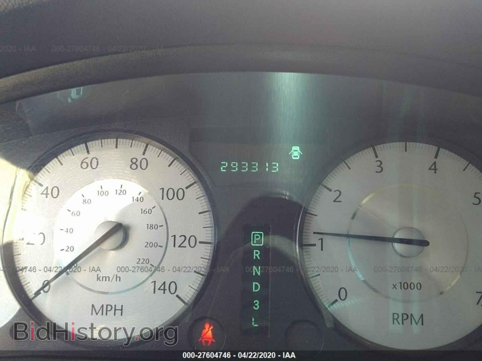 2010 CHRYSLER 300 - VIN: 2C3CA5CV2AH119376 - Фото 7