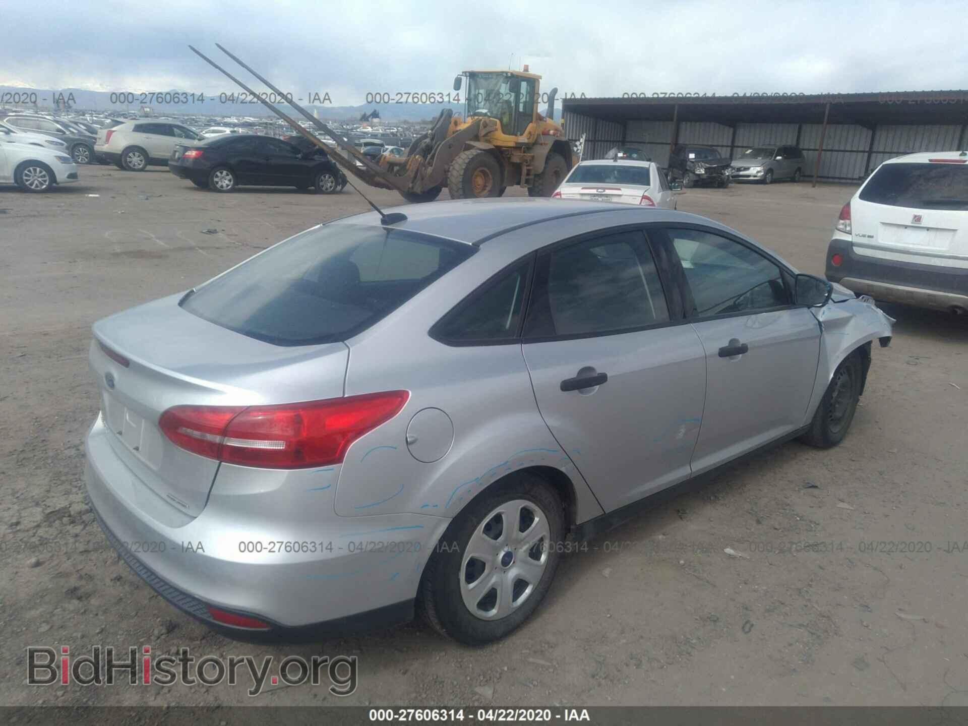2016 FORD FOCUS - VIN: 1FADP3E26GL212585 - Photo 4