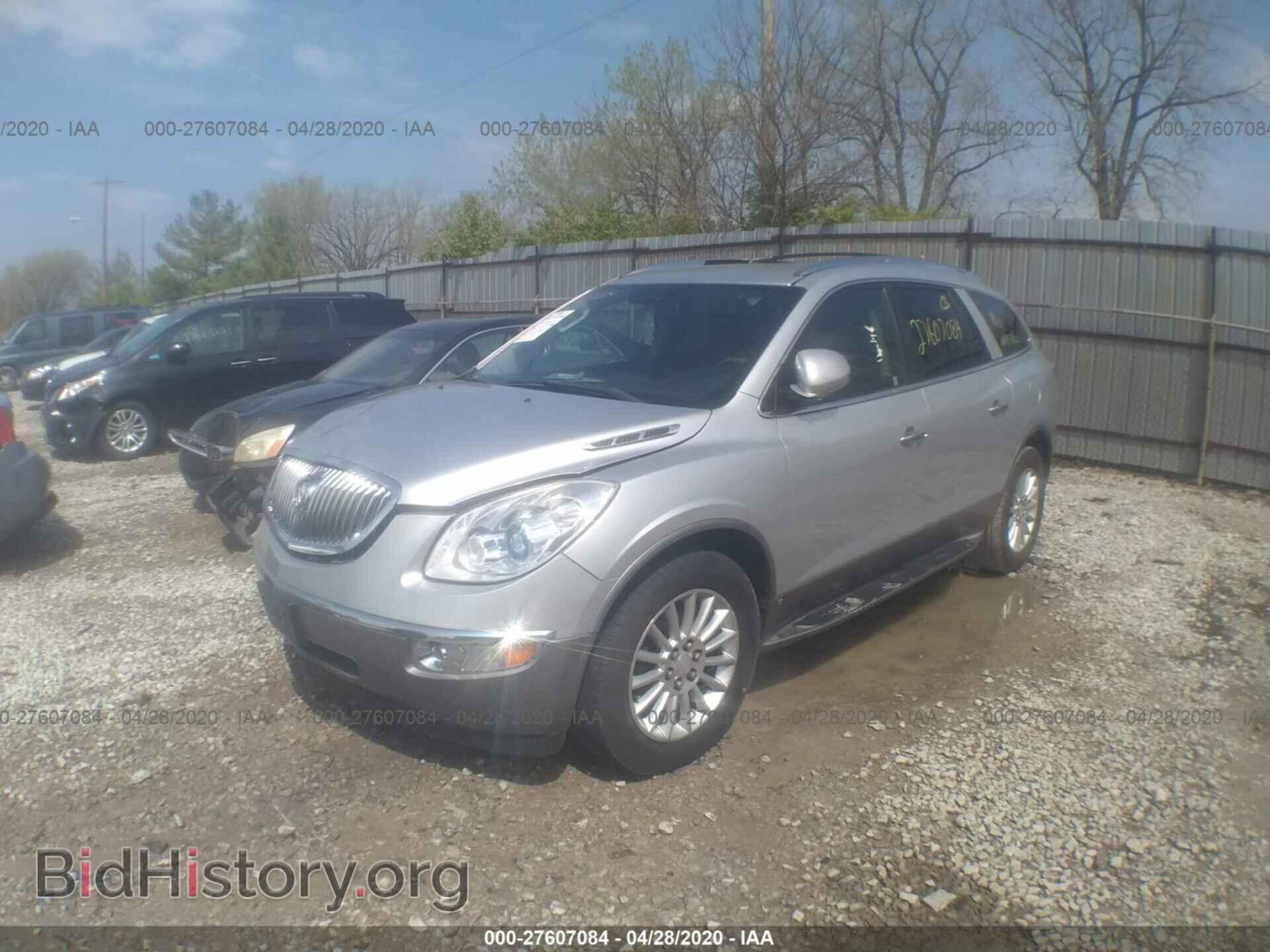 2011 BUICK ENCLAVE - VIN: 5GAKVBED1BJ342623 - Фото 2