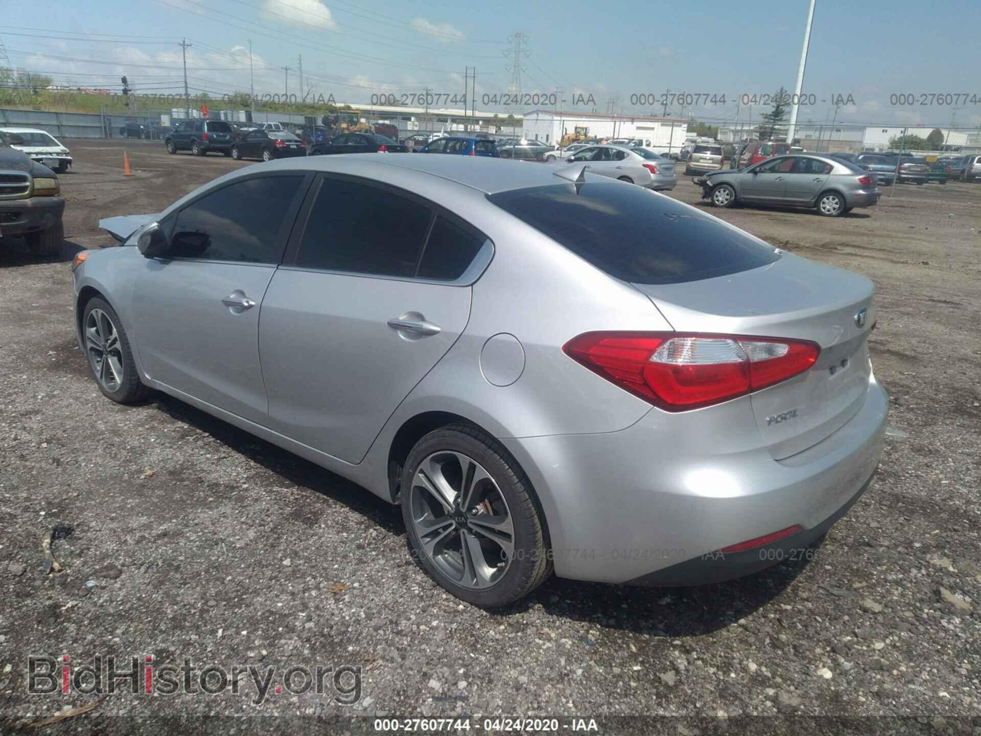2014 KIA FORTE - VIN: KNAFX4A88E5198075 - Фото 3