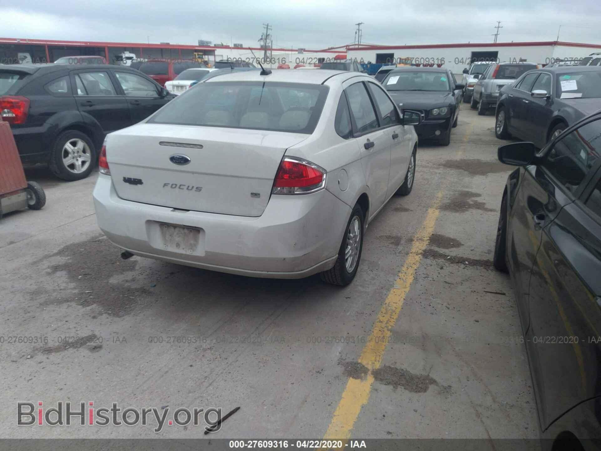 2011 FORD FOCUS - VIN: 1FAHP3FN1BW202046 - Photo 4