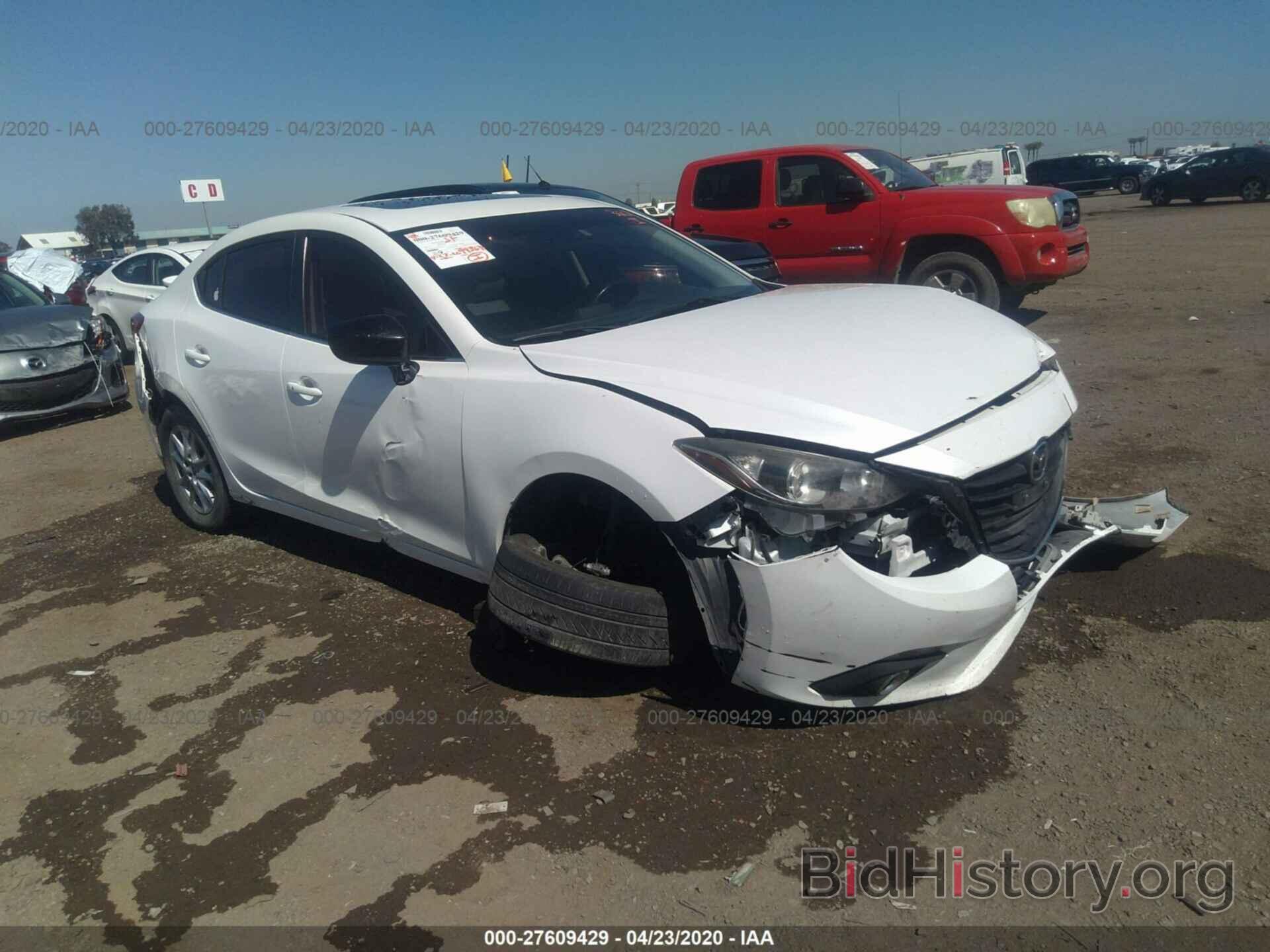 Photo JM1BM1V74E1212975 - MAZDA 3 2014