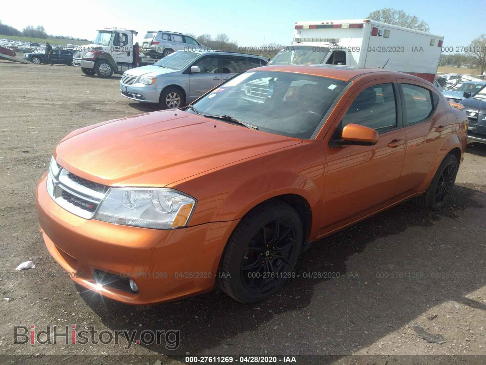 2011 DODGE AVENGER - VIN: 1B3BD1FG4BN575006 - Фото 2