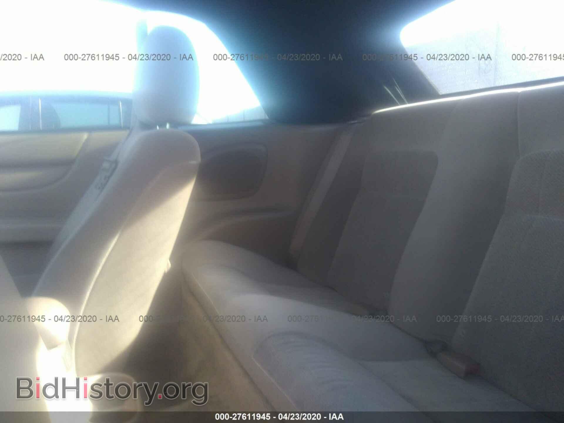 2004 CHRYSLER SEBRING - VIN: 1C3EL55RX4N352369 - Фото 8