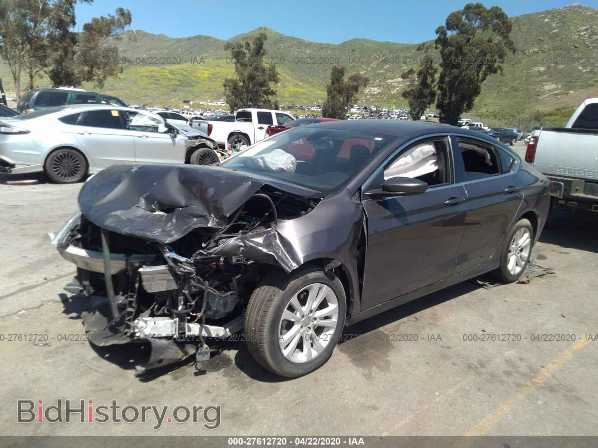 2015 CHRYSLER 200 - VIN: 1C3CCCAB7FN688892 - Photo 2