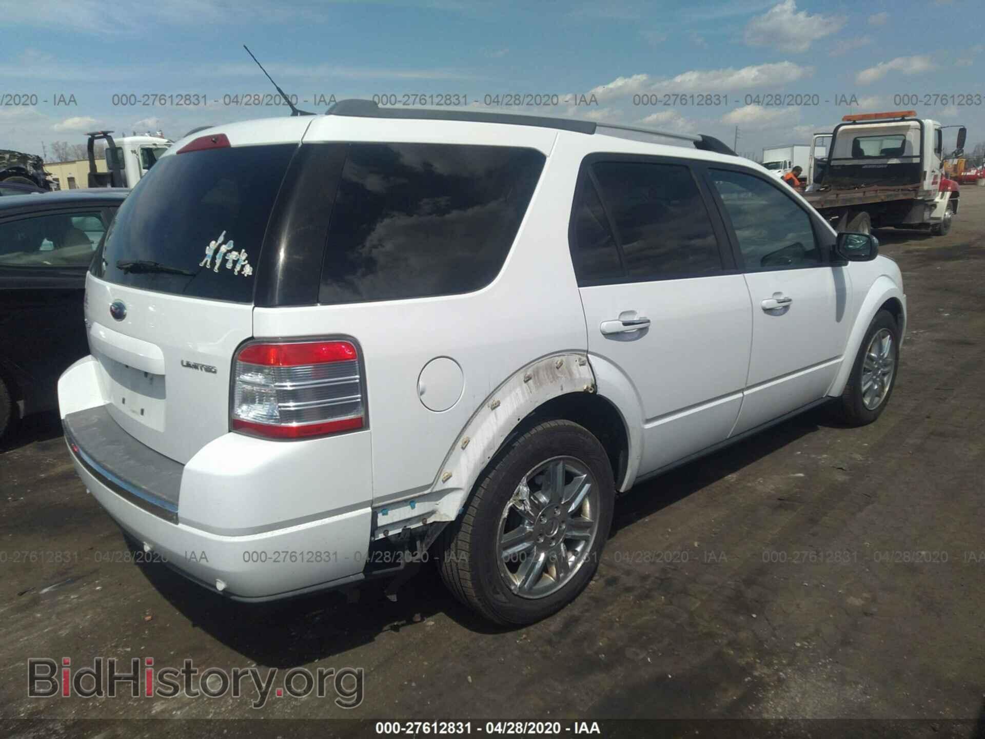 2008 FORD TAURUS X - VIN: 1FMDK03W88GA09796 - Фото 4