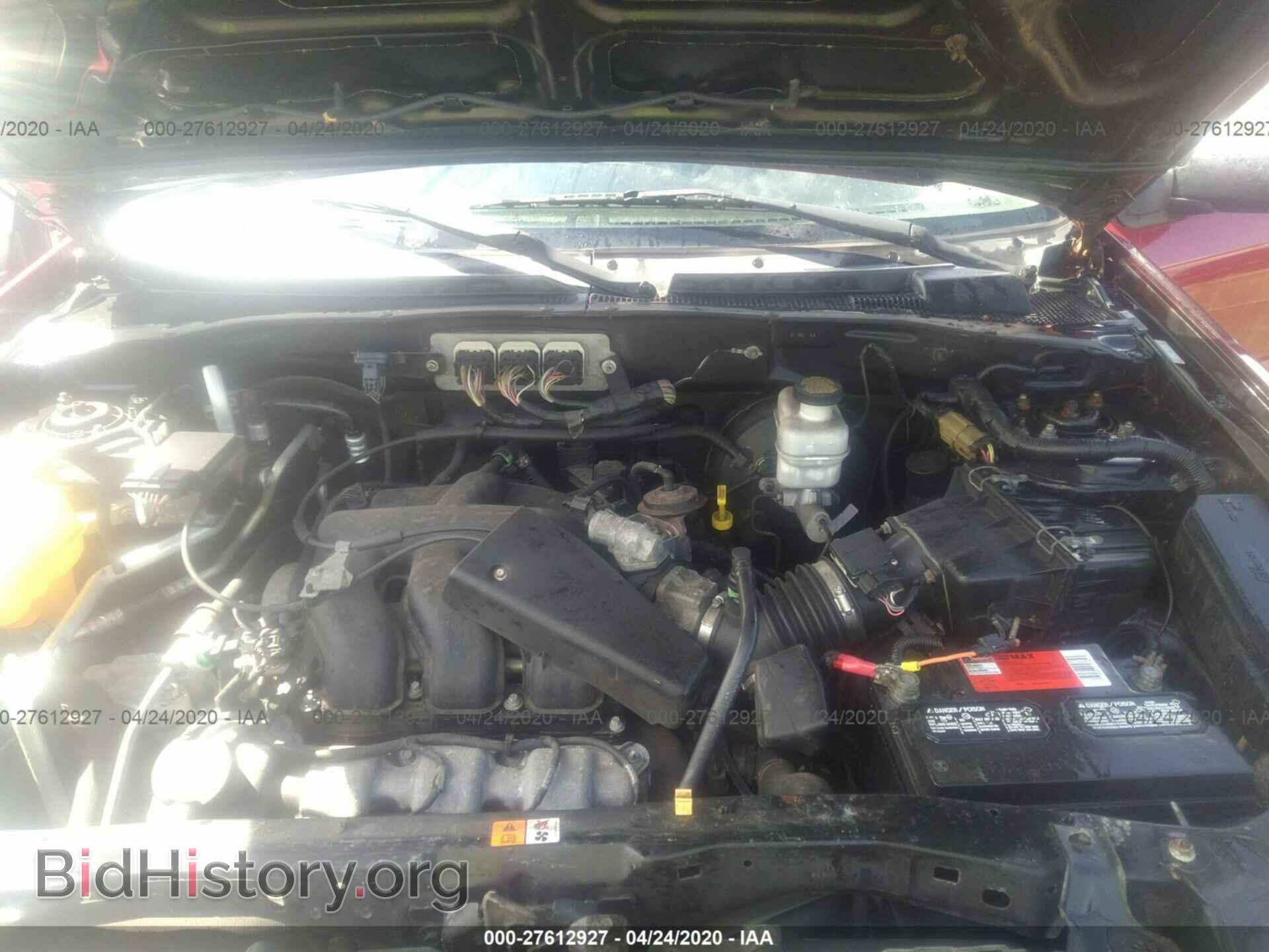 2007 FORD ESCAPE - VIN: 1FMCU04157KC03920 - Фото 10