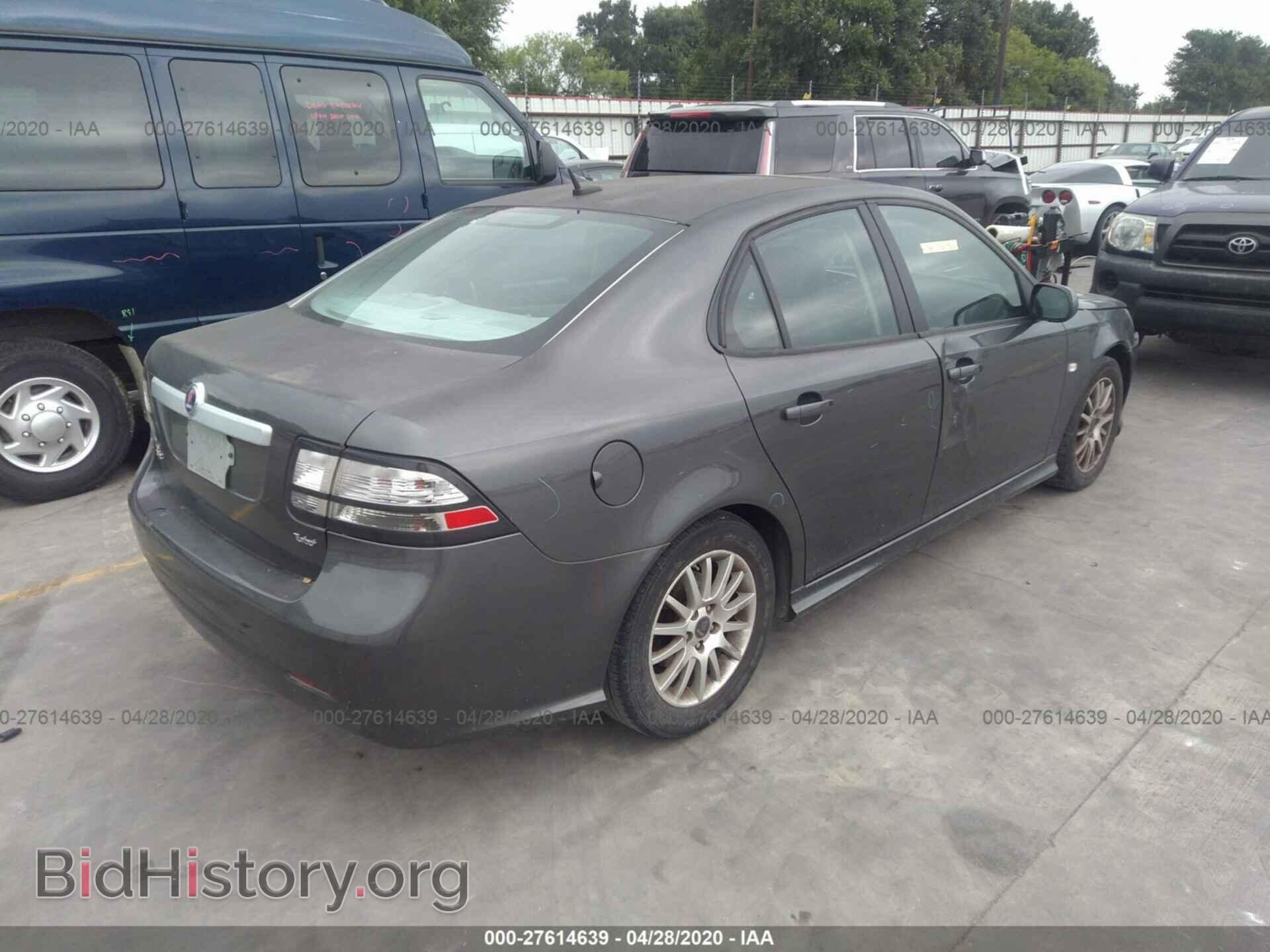 2011 SAAB 9-3 - VIN: YS3FA4CY8B1303307 - Photo 4
