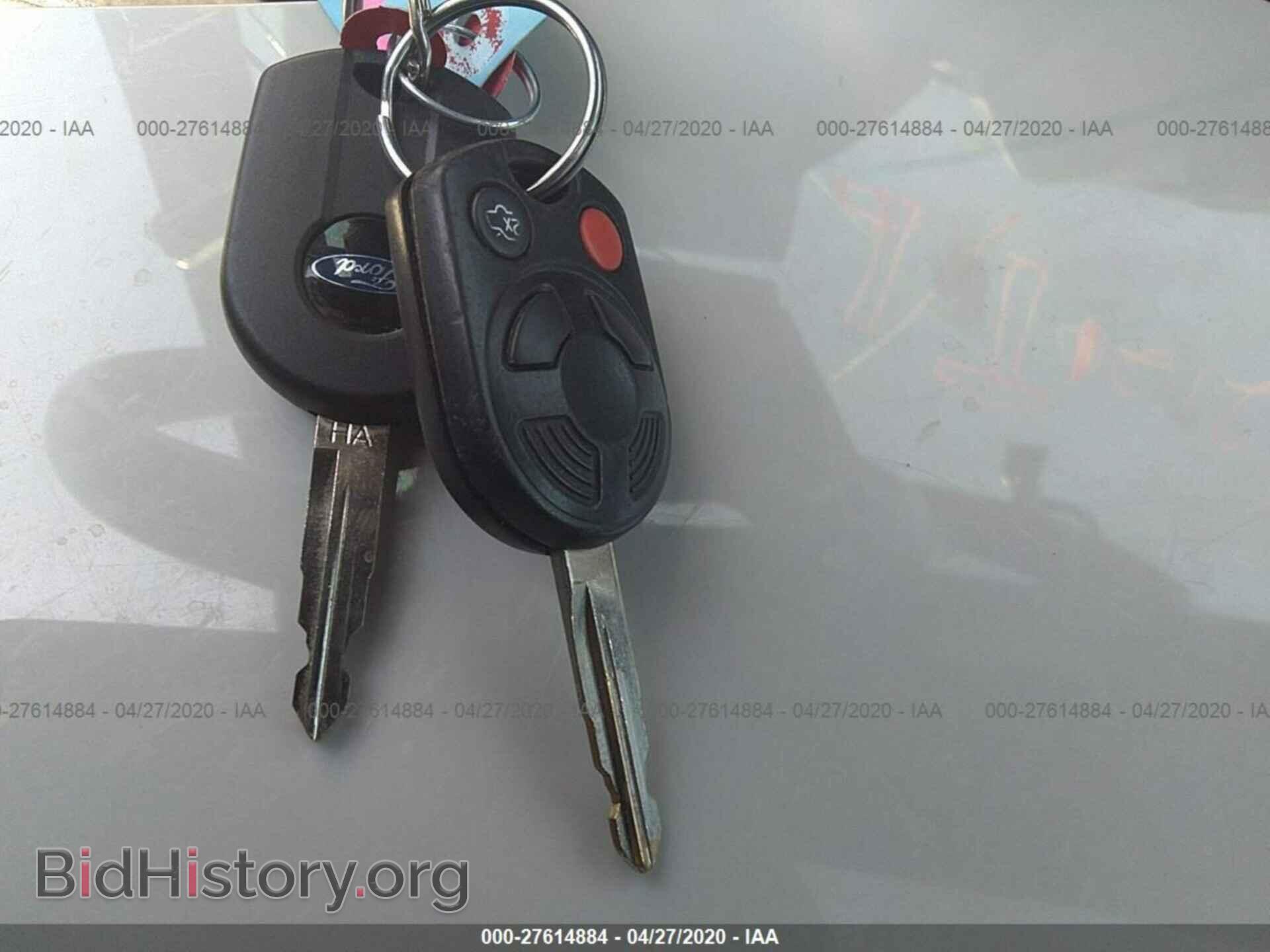 2011 FORD ESCAPE - VIN: 1FMCU0E79BKB24147 - Фото 11
