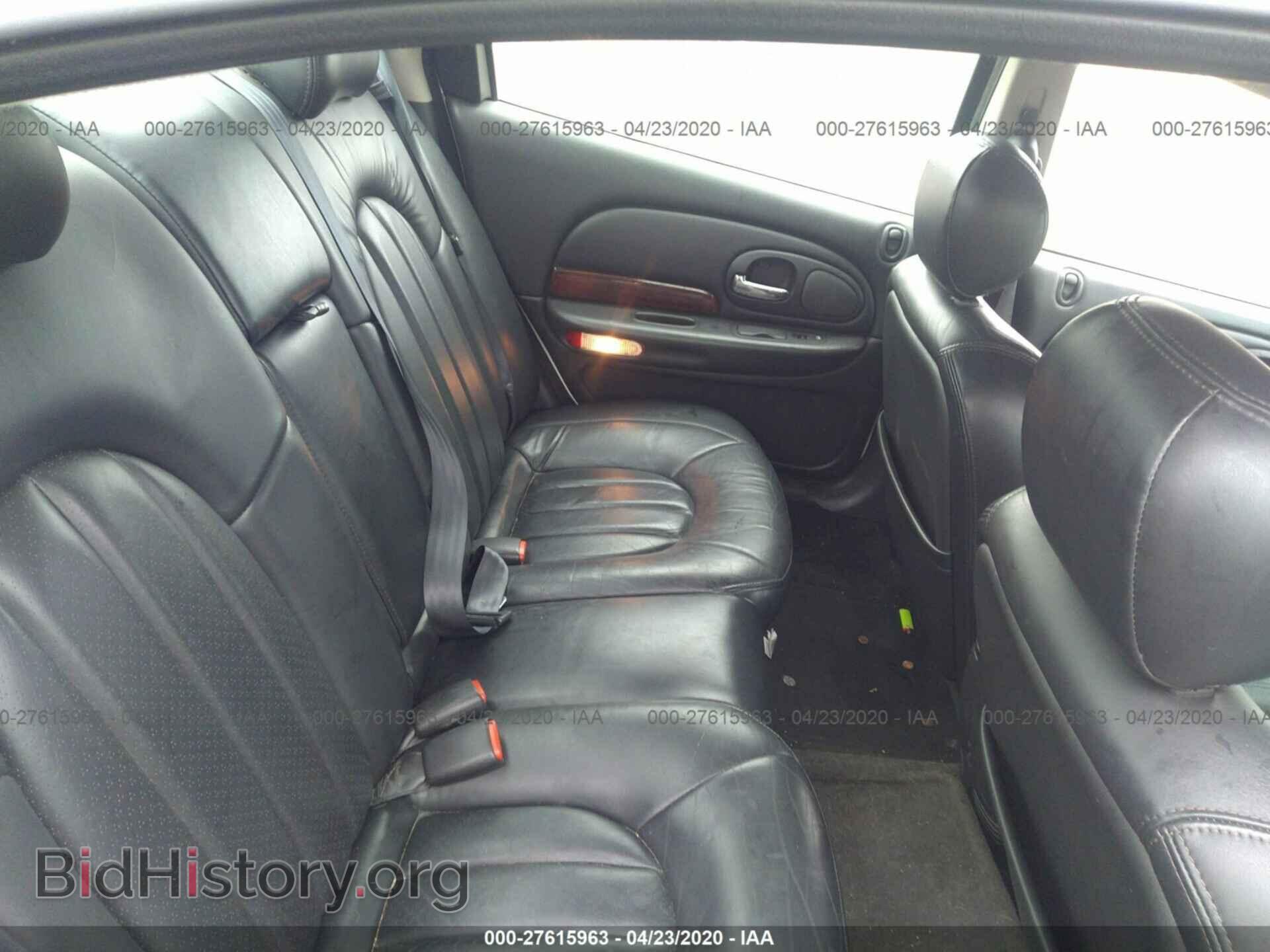 2001 CHRYSLER 300M - VIN: 2C3AE66G71H700712 - Фото 8