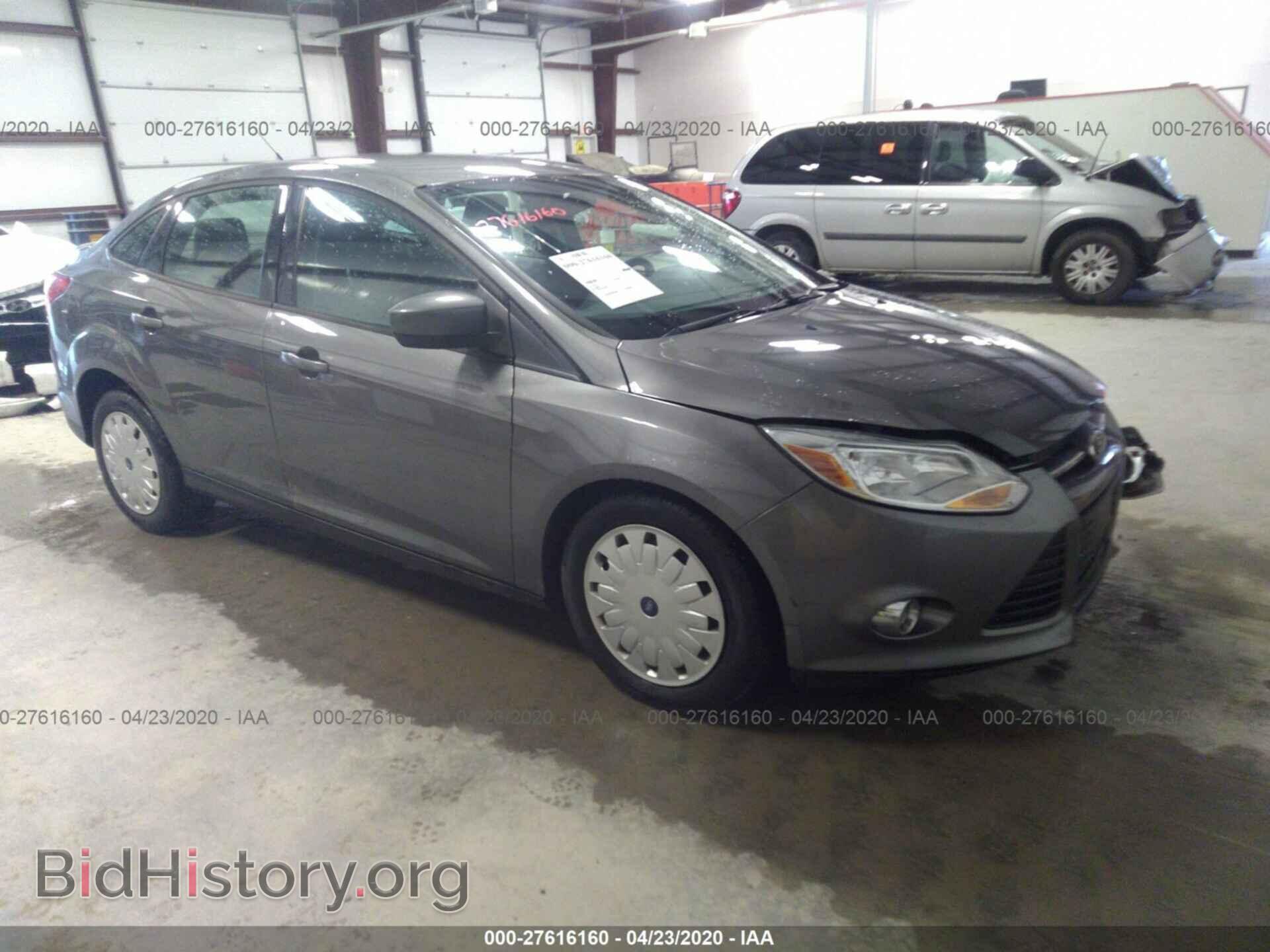 Photo 1FAHP3F2XCL294024 - FORD FOCUS 2012